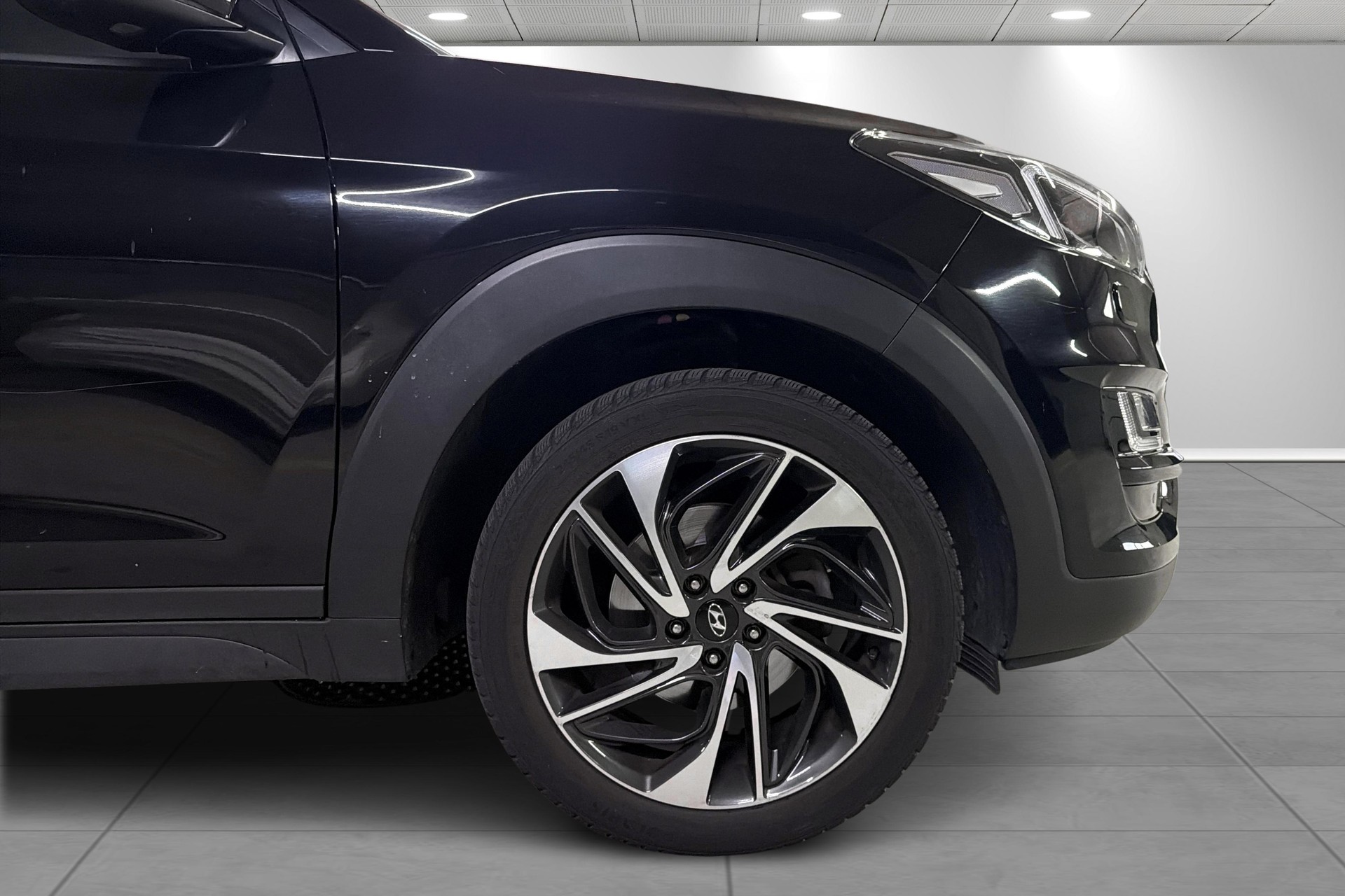 HYUNDAI Tucson 1.6 TGDI Premium + 4WD DCT-showroom-element-3
