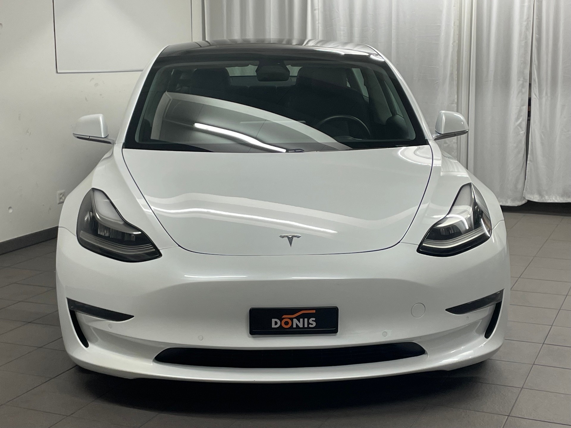 TESLA Model 3 Long Range Dual Motor AWD-image-4