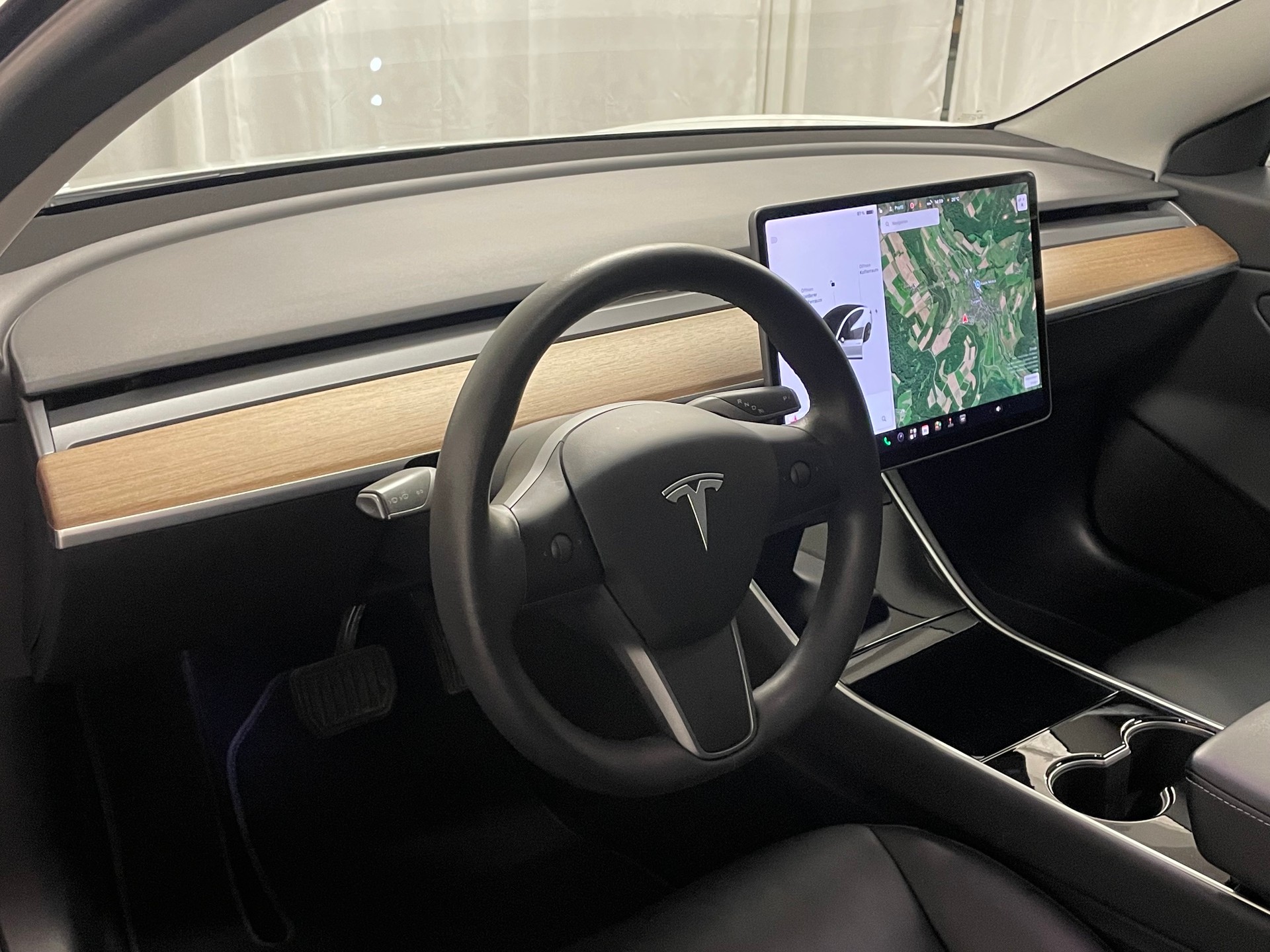 TESLA Model 3 Long Range Dual Motor AWD-image-11