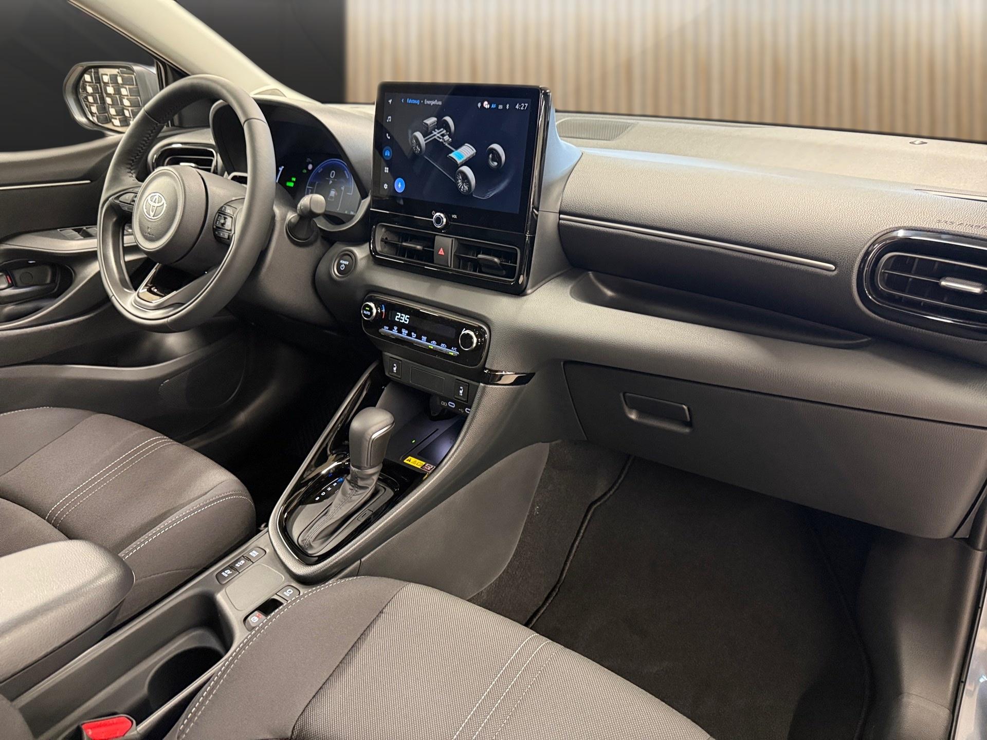 TOYOTA Yaris 1.5 Trend e-CVT-image-14