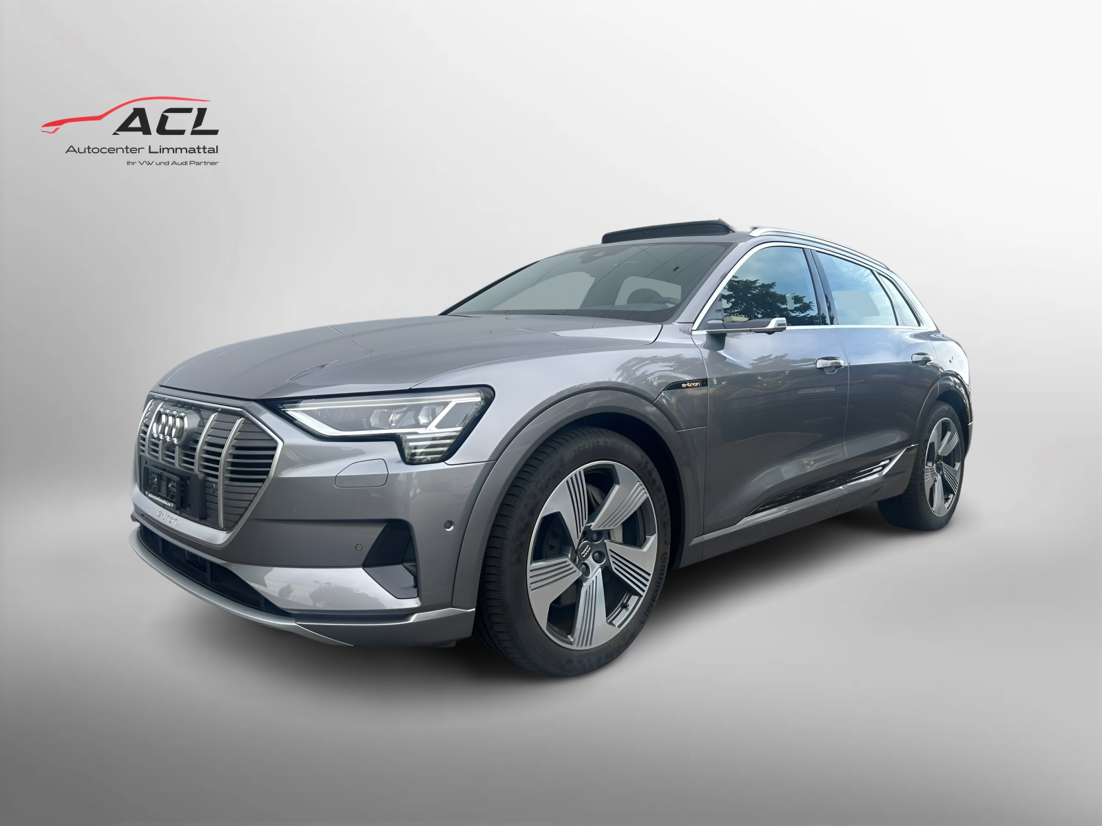 AUDI e-tron 55 Advanced quattro-image-0
