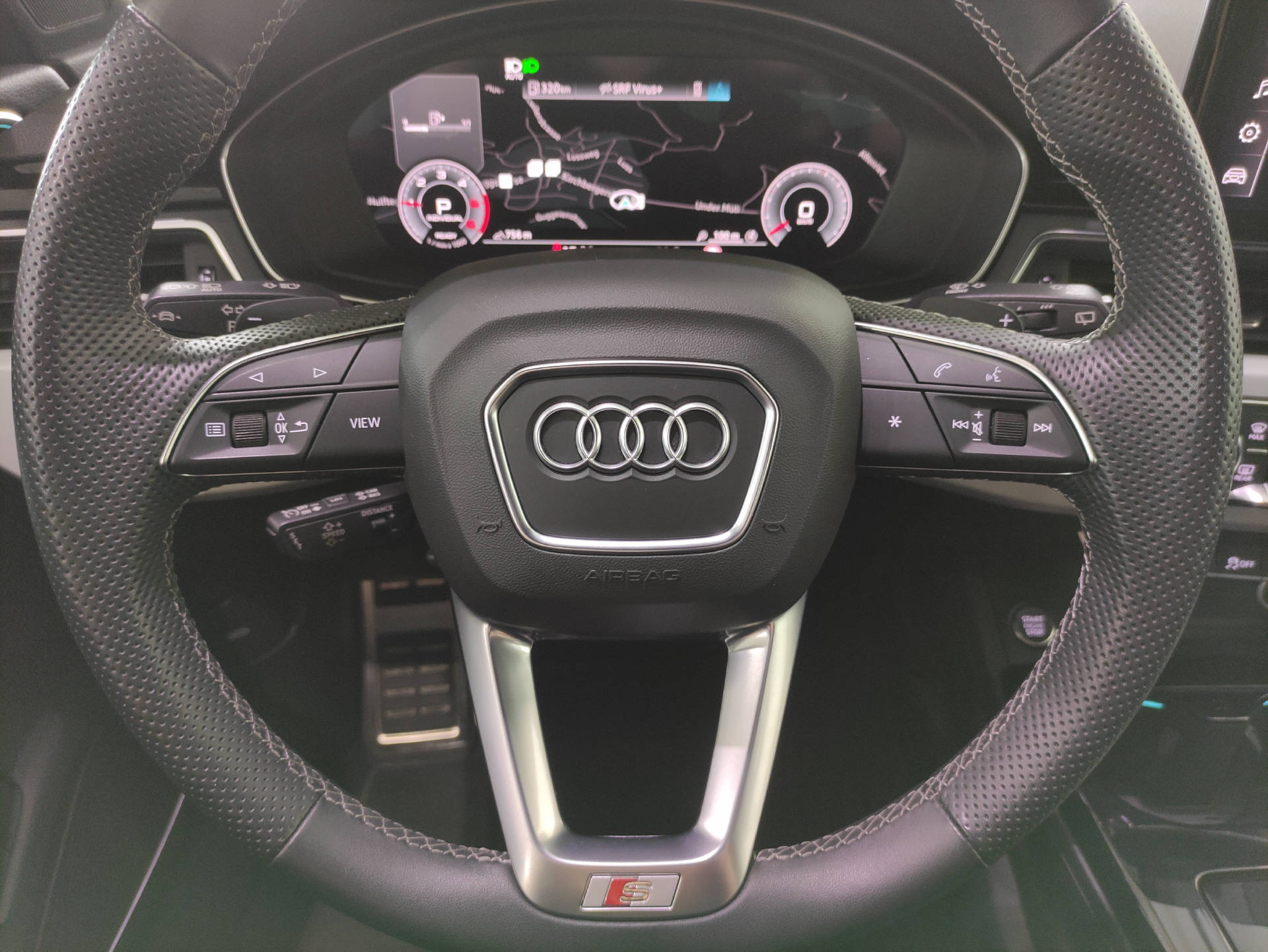 AUDI A4 Avant 40 TDI S Line quattro S-Tronic-image-7