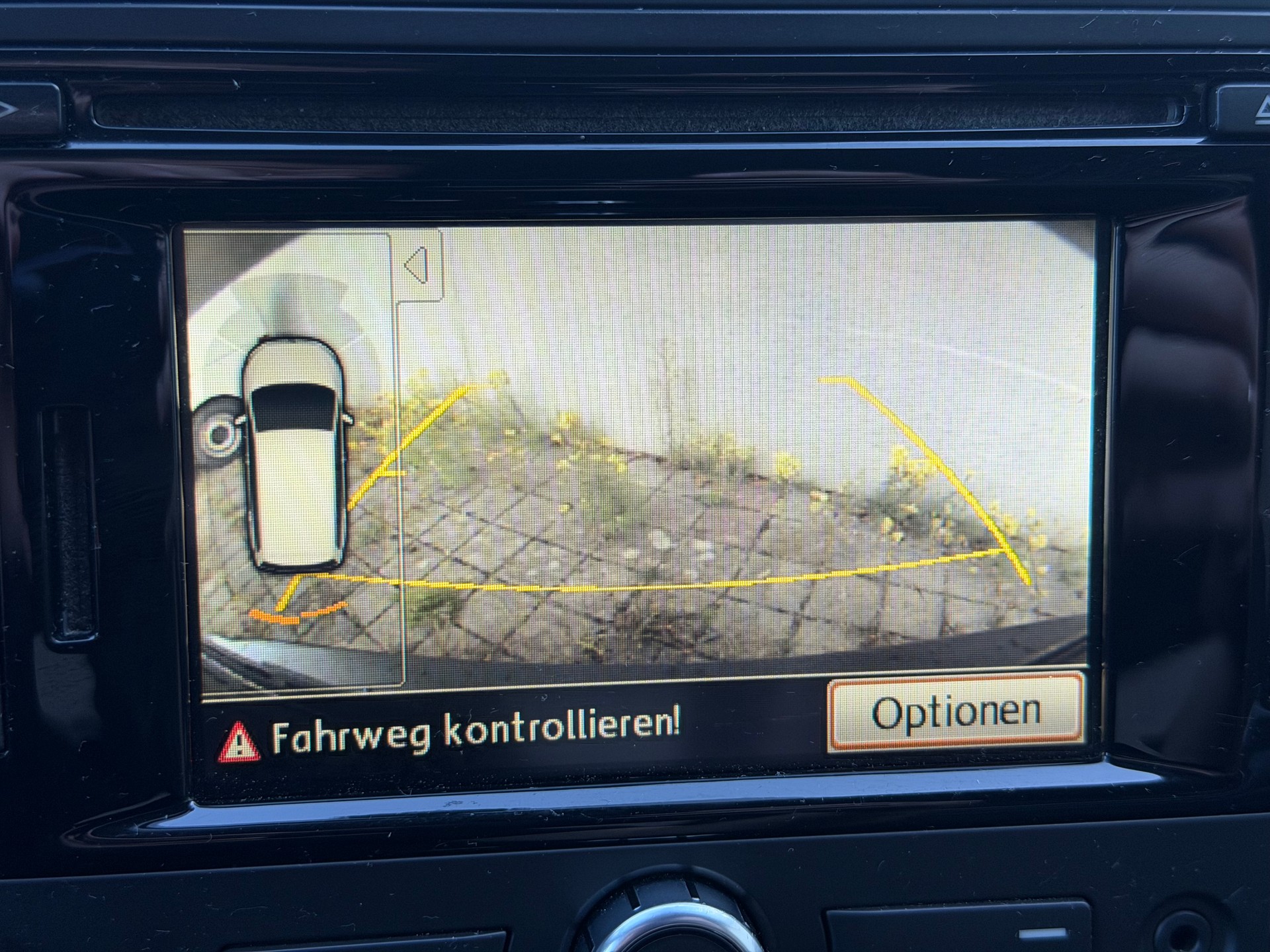 VW Touran 2.0 TDI BlueMotion Technology Cup DSG-image-20