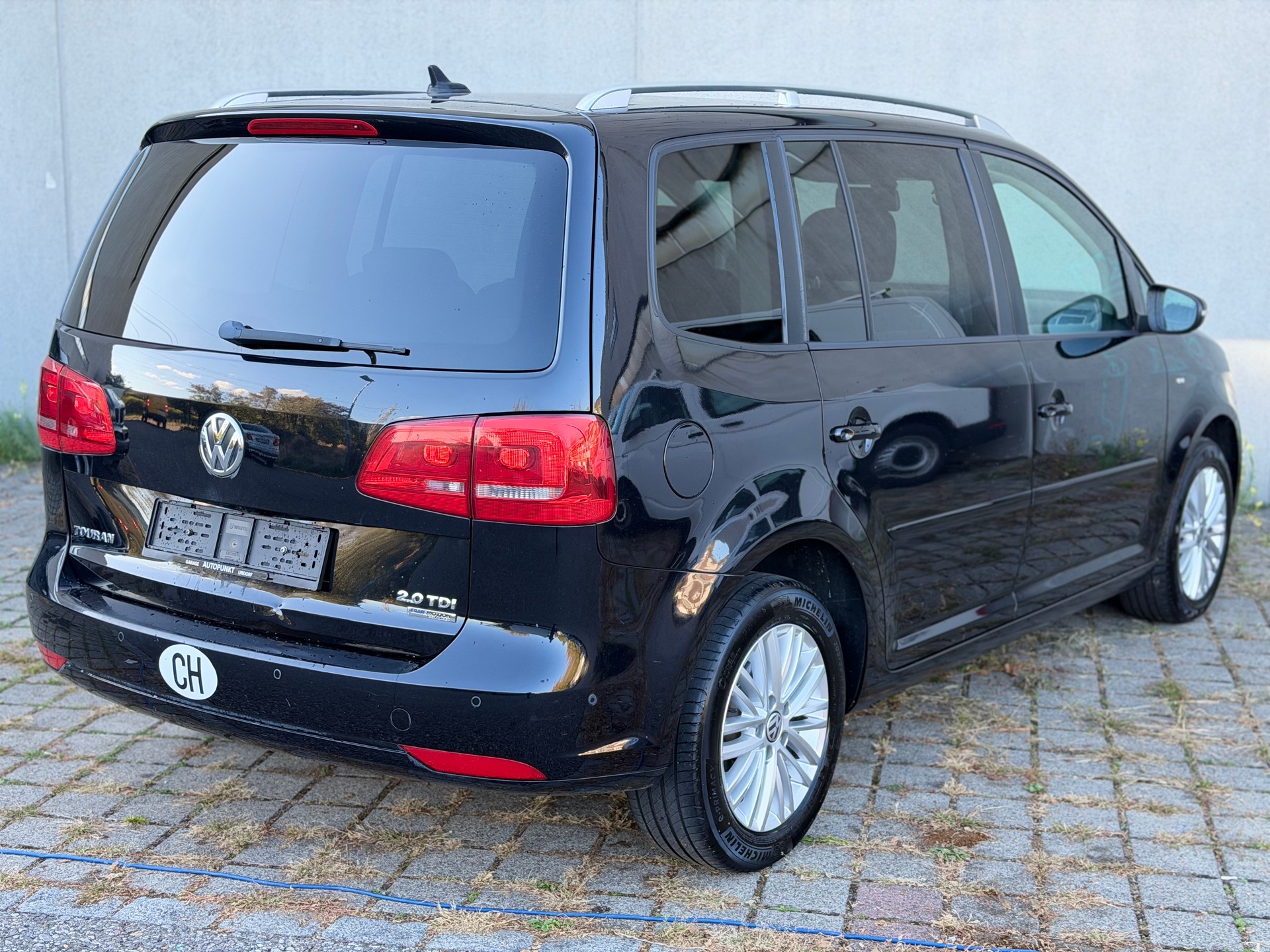 VW Touran 2.0 TDI BlueMotion Technology Cup DSG-image-4
