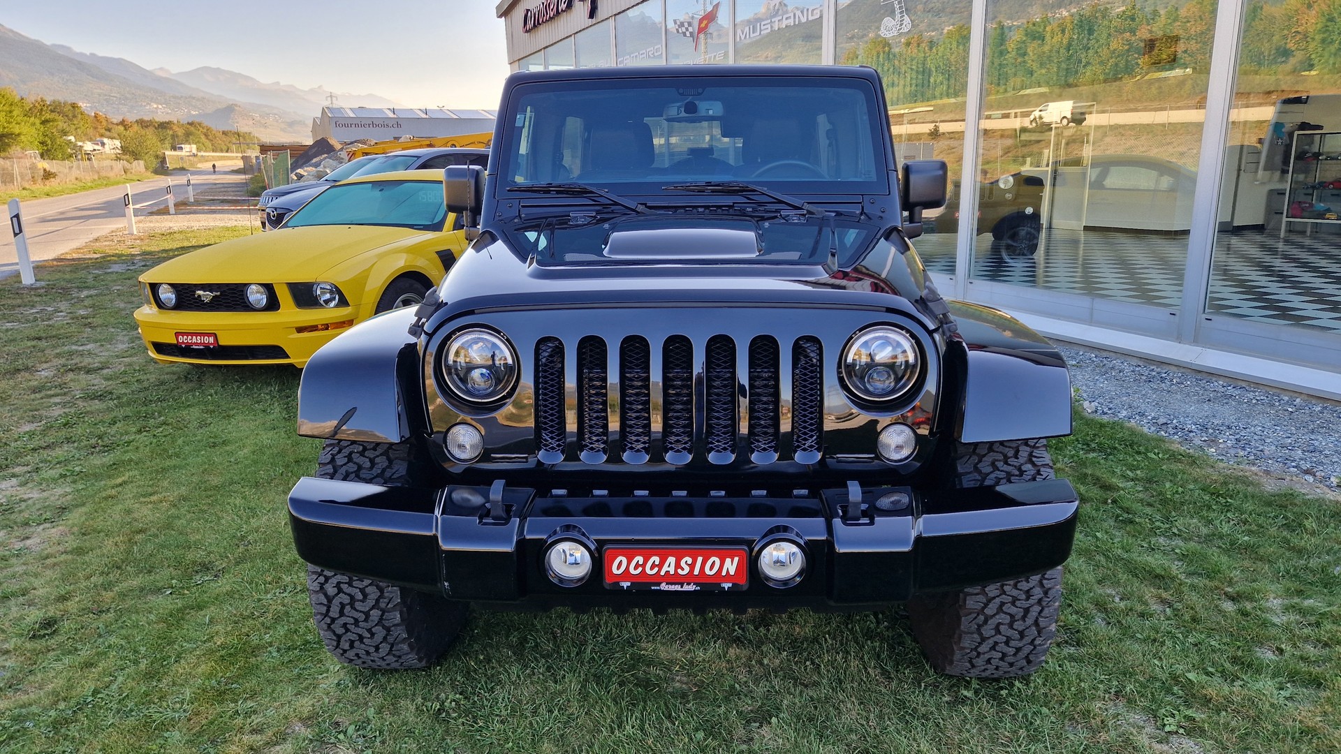JEEP Wrangler 2.8CRD Unlimited Night Eagle Automatic-image-4