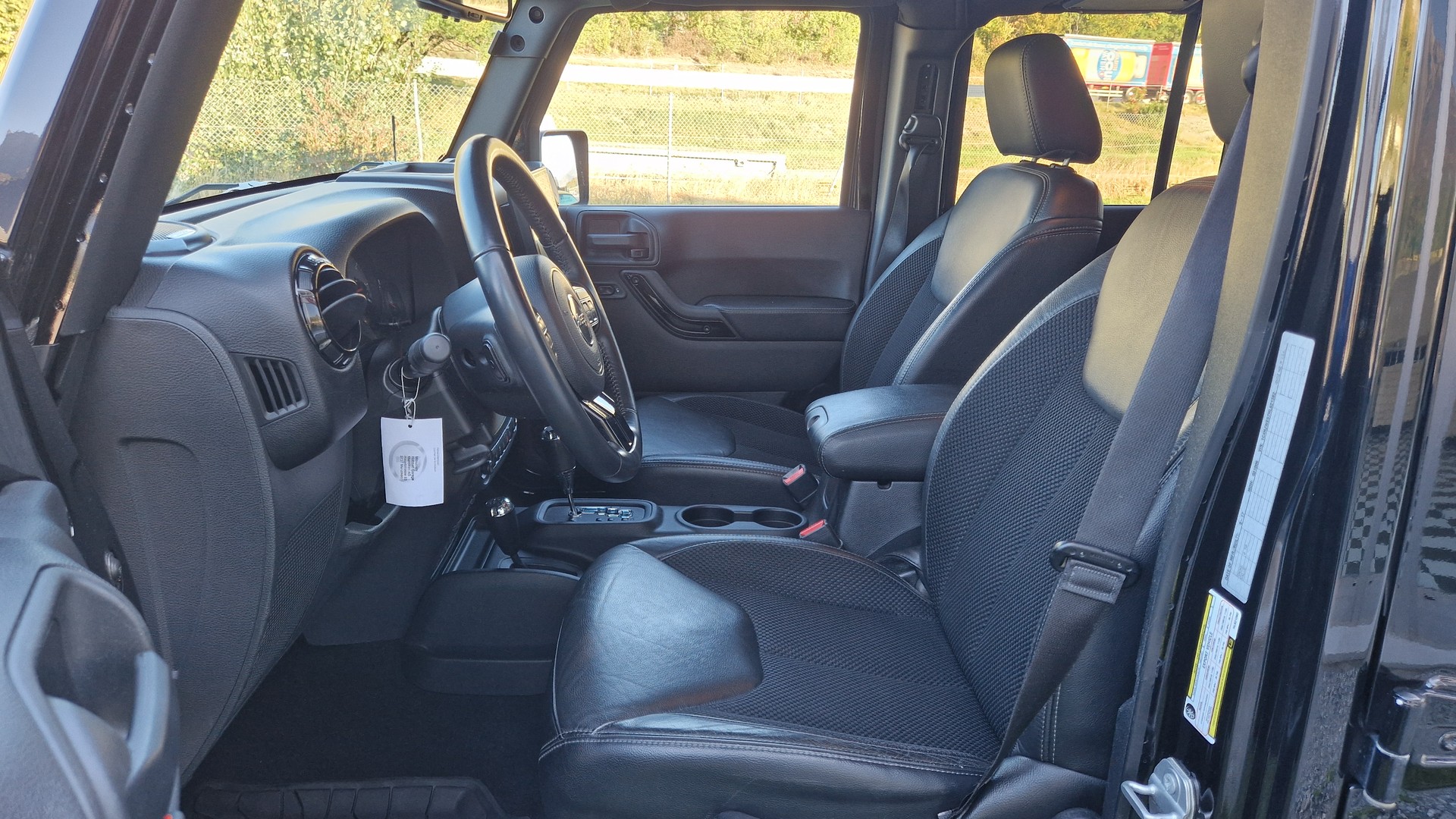 JEEP Wrangler 2.8CRD Unlimited Night Eagle Automatic-image-11