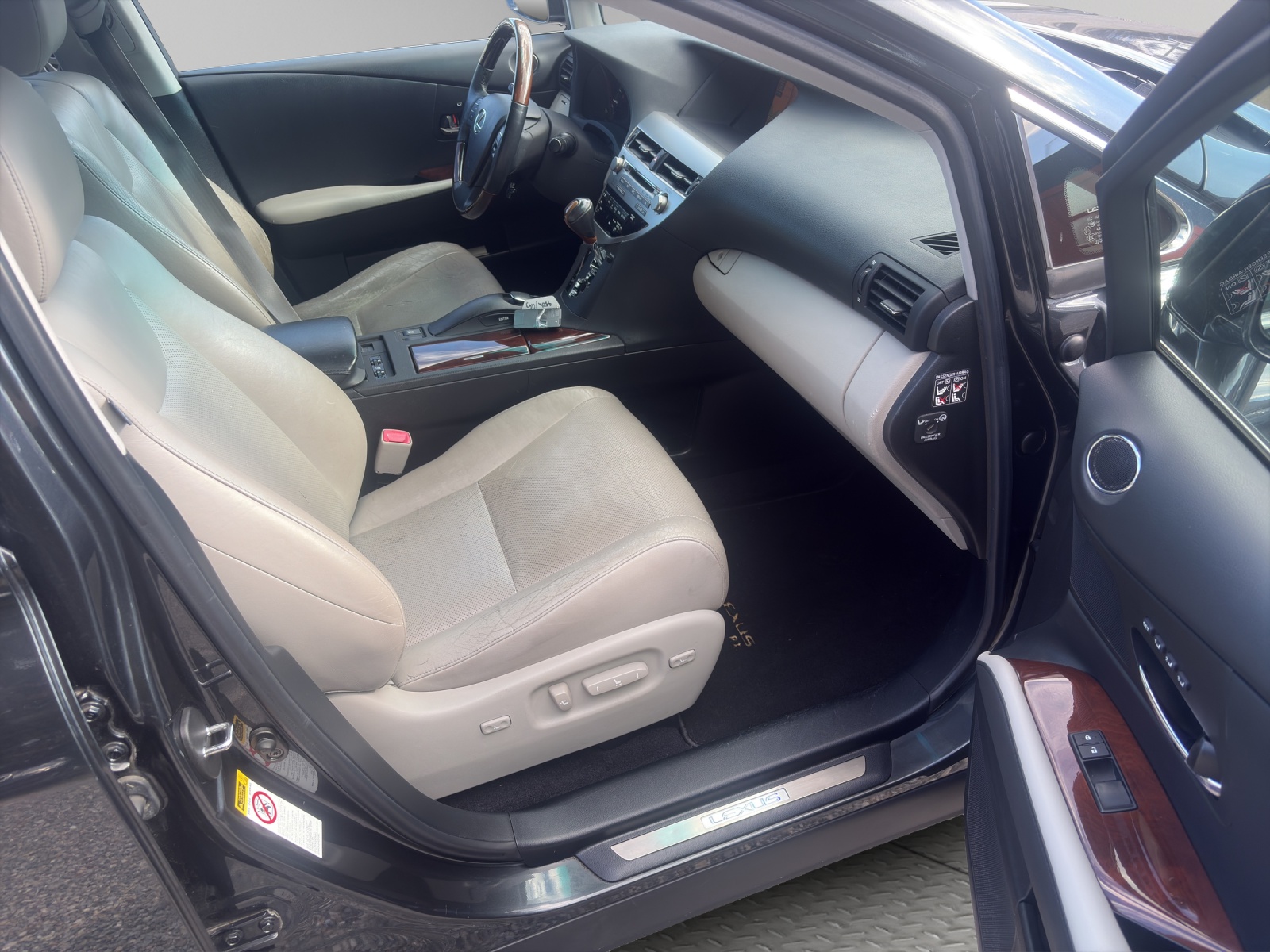LEXUS RX 450h Limited AWD Automatic-image-18