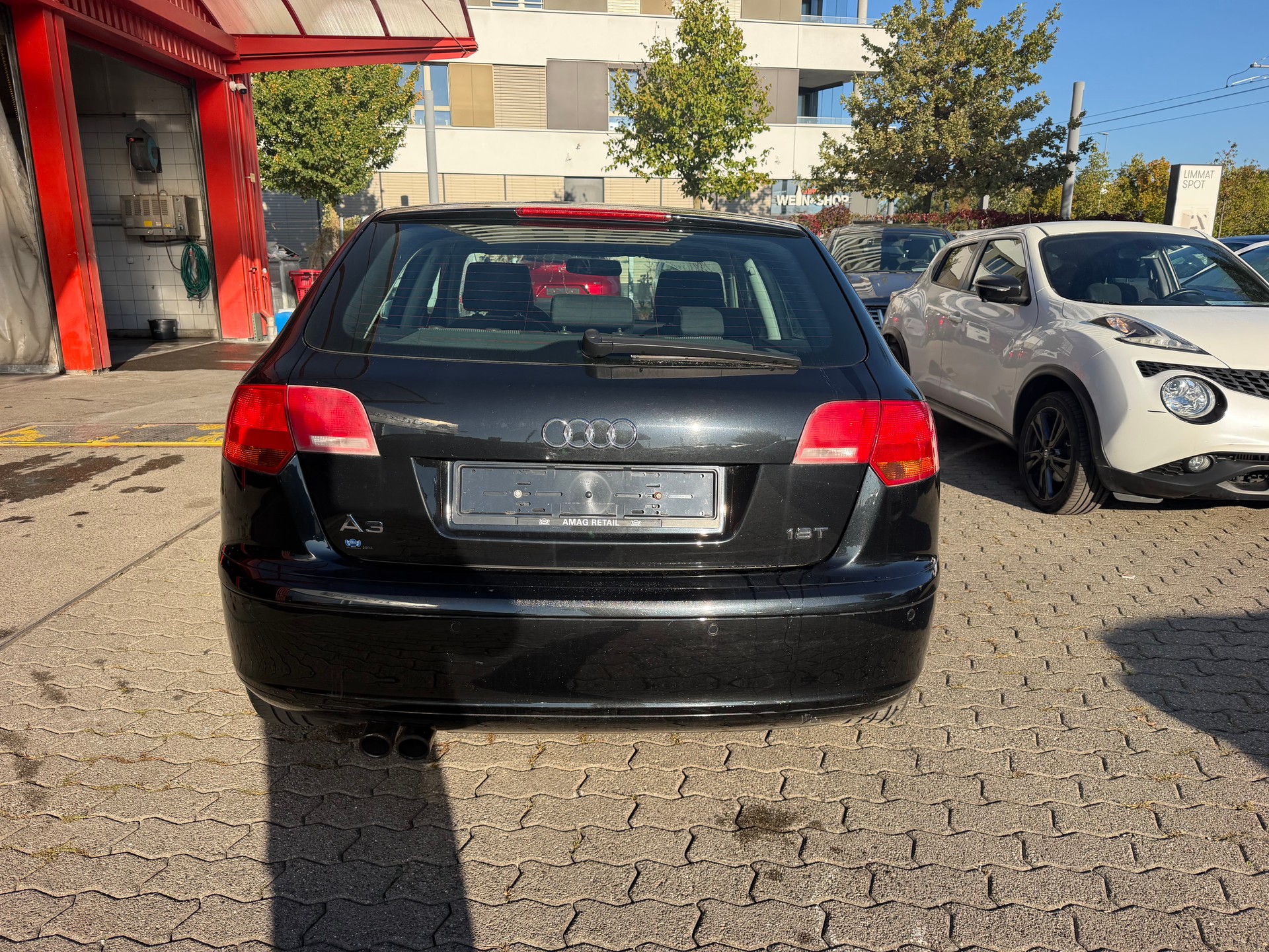 AUDI A3 Sportback 1.8 Turbo FSI Attraction-image-5