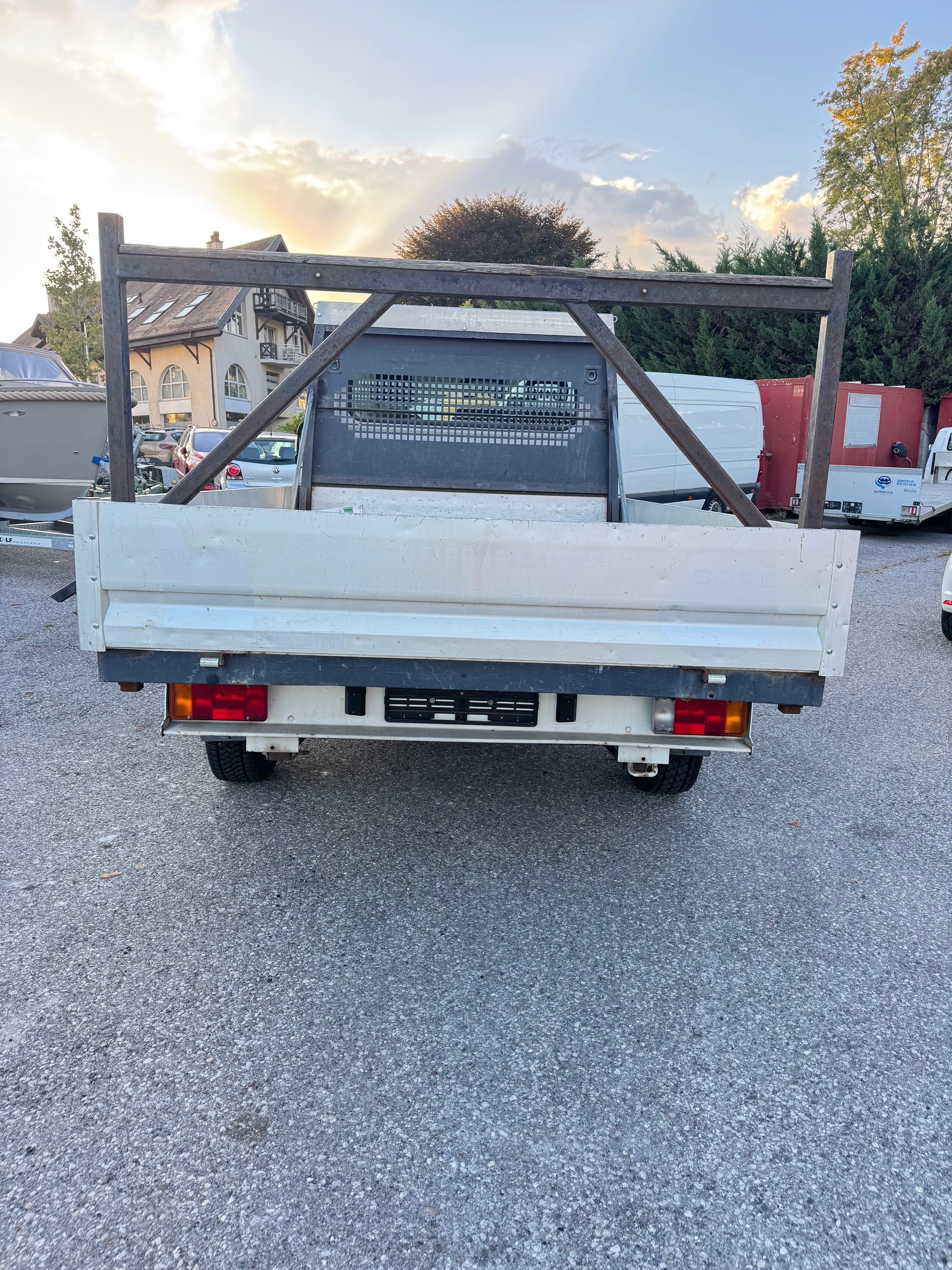 PEUGEOT Boxer 2.2 HDI 335 L2-image-4