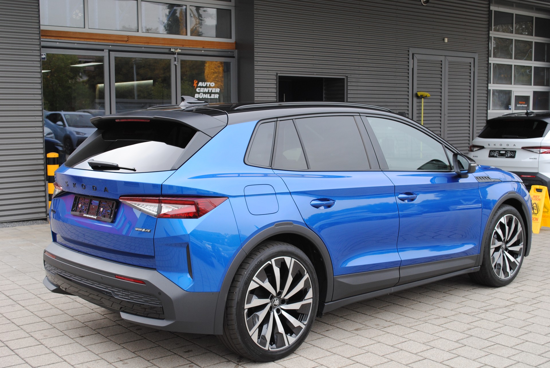 SKODA Elroq 85x Sportline 4x4-image-7