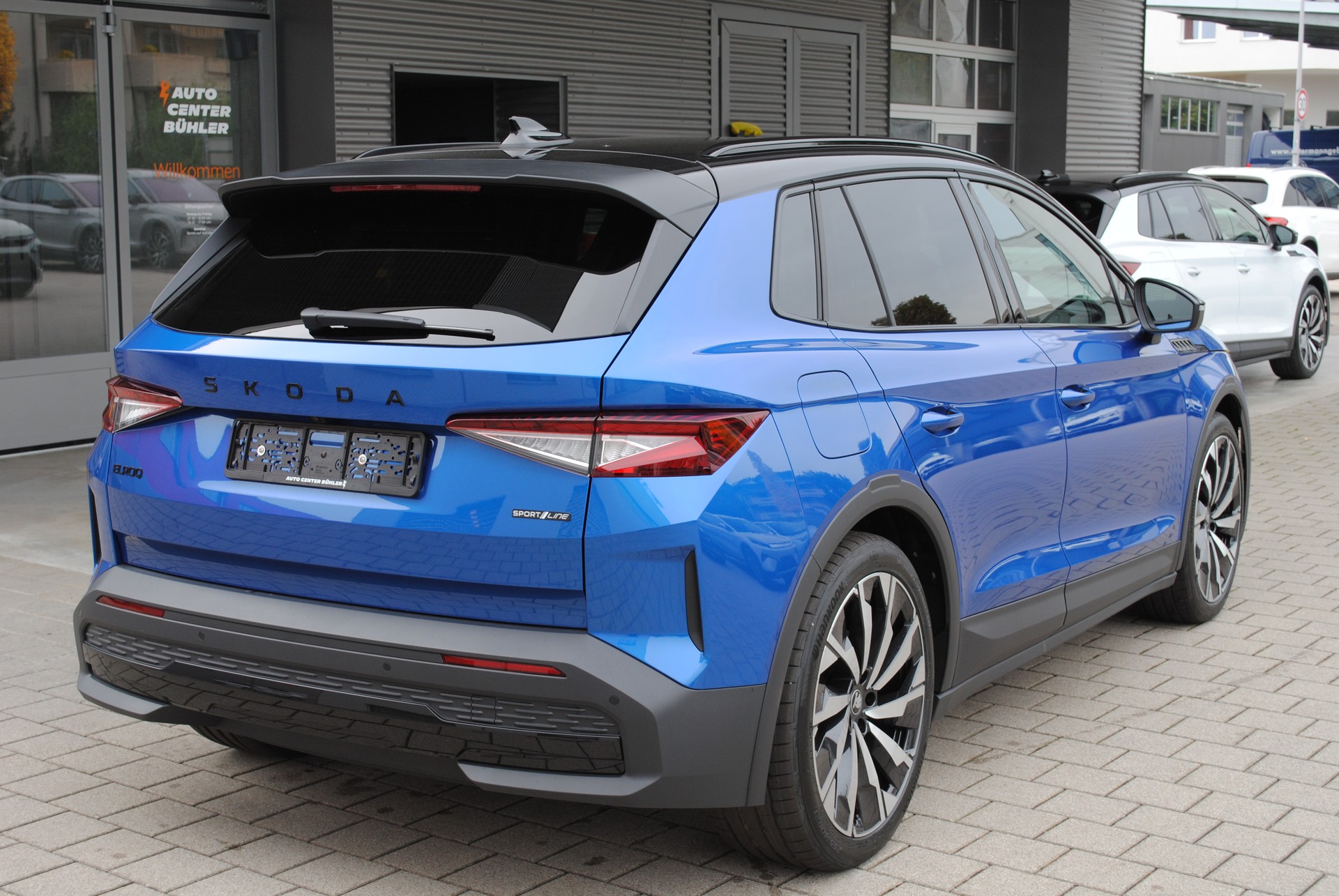 SKODA Elroq 85x Sportline 4x4-image-6