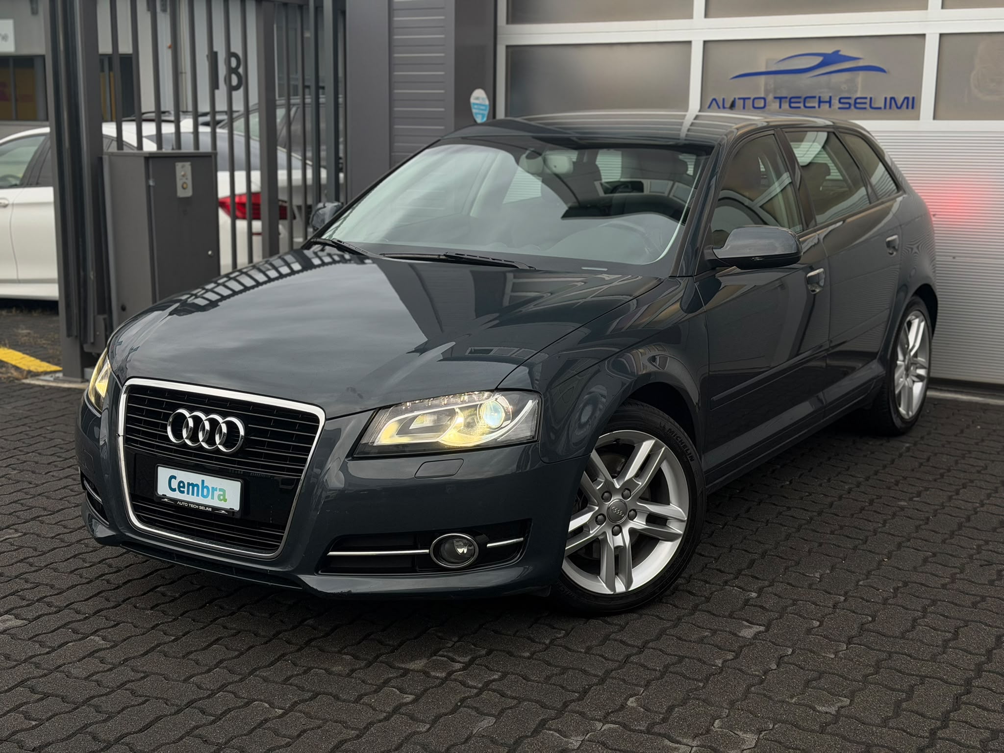 Car photo