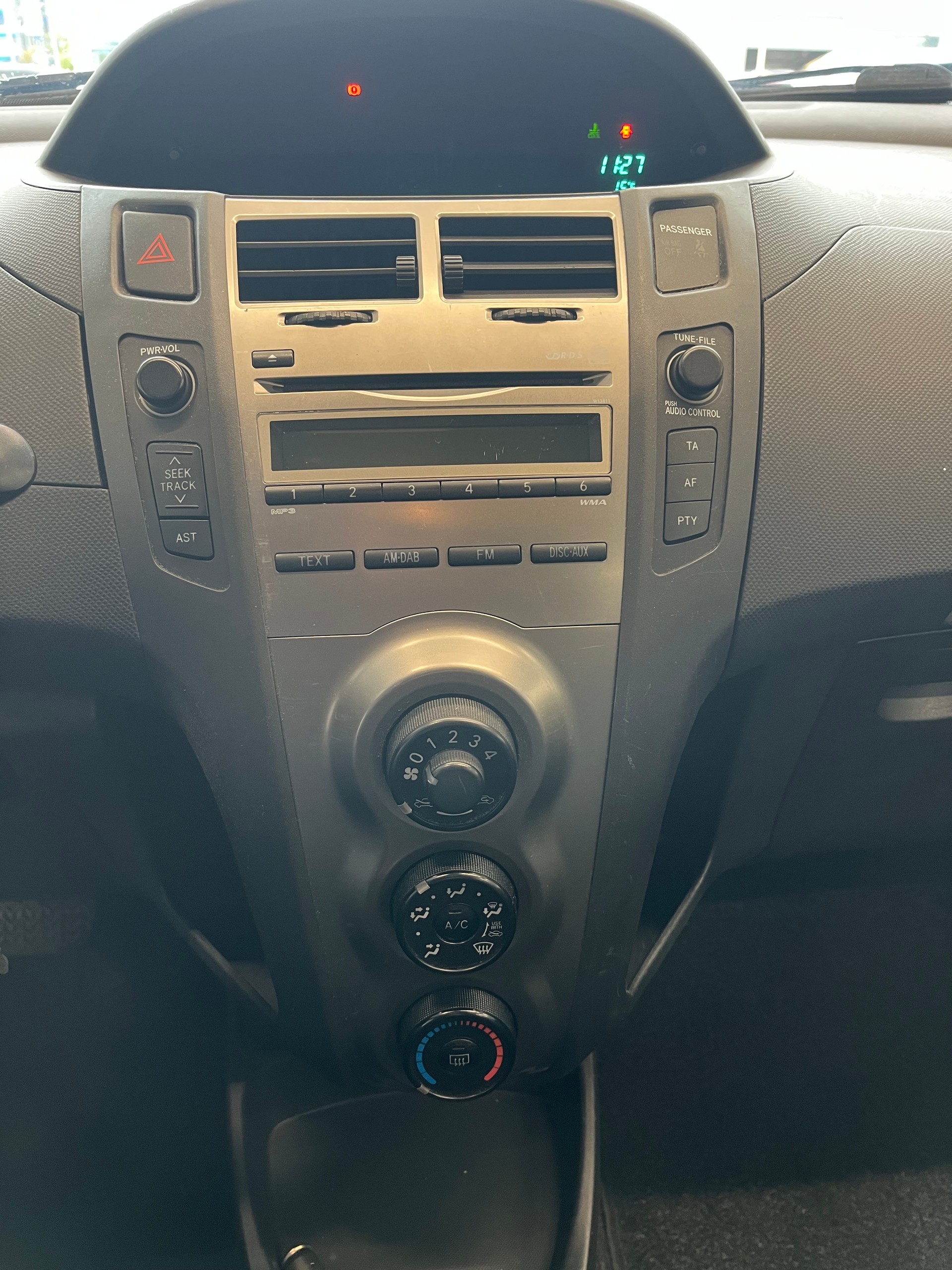 TOYOTA Yaris 1.33 Linea Luna Multimode-image-8