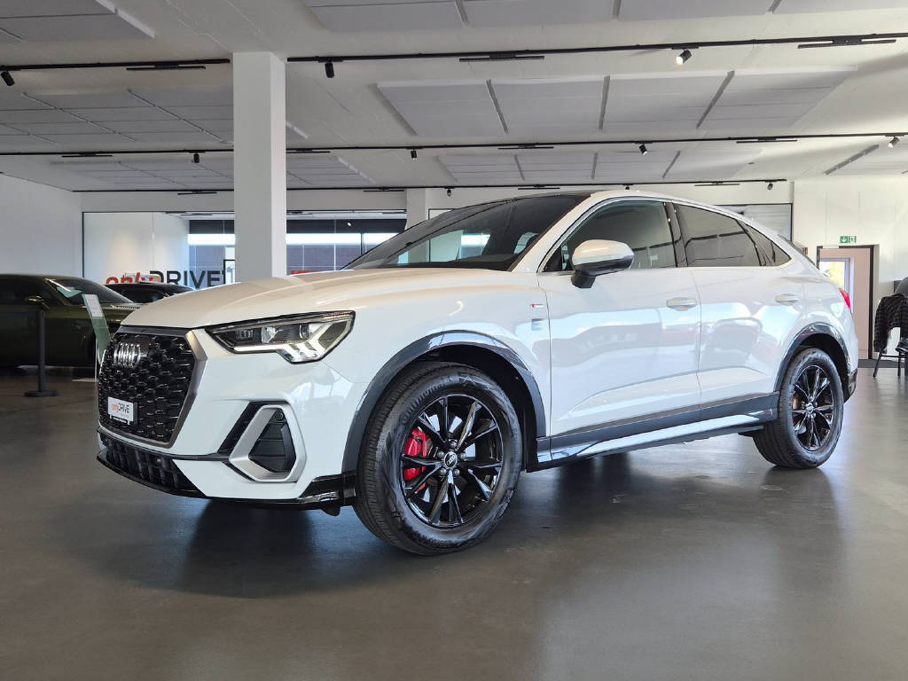 AUDI Q3 Sportback 2.0 40 TFSI S line quattro-image-0