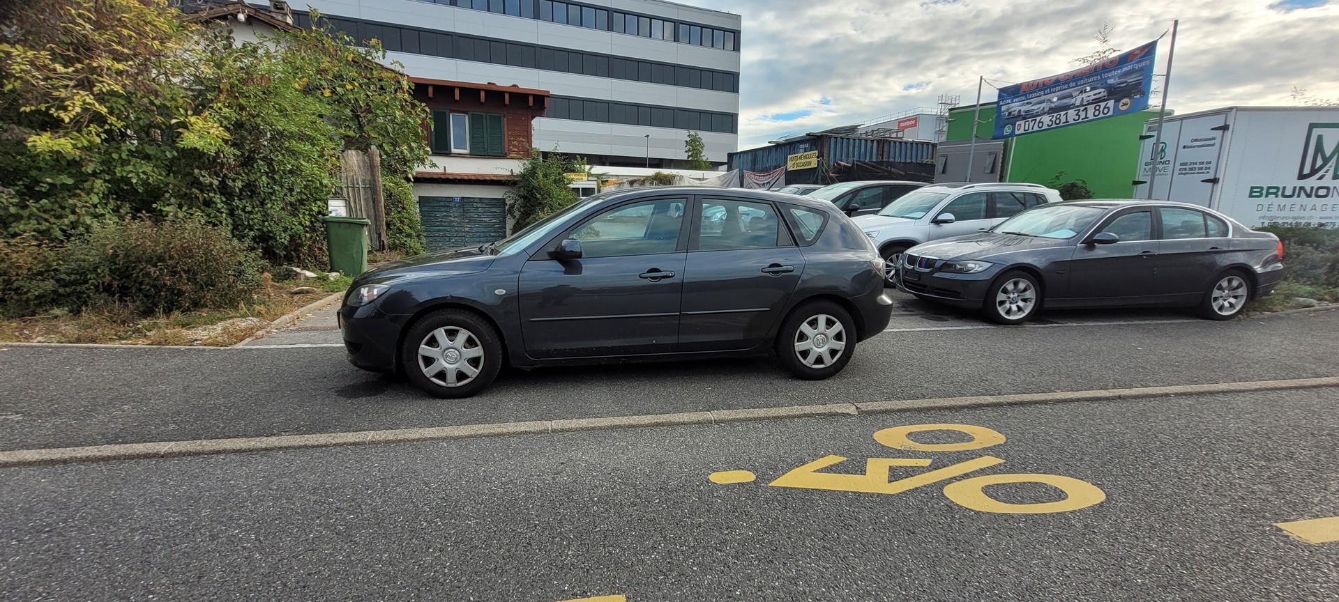 MAZDA 3 1.6 16V Confort-image-1