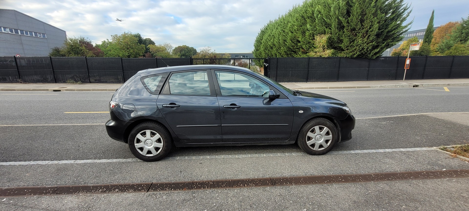 MAZDA 3 1.6 16V Confort-image-2