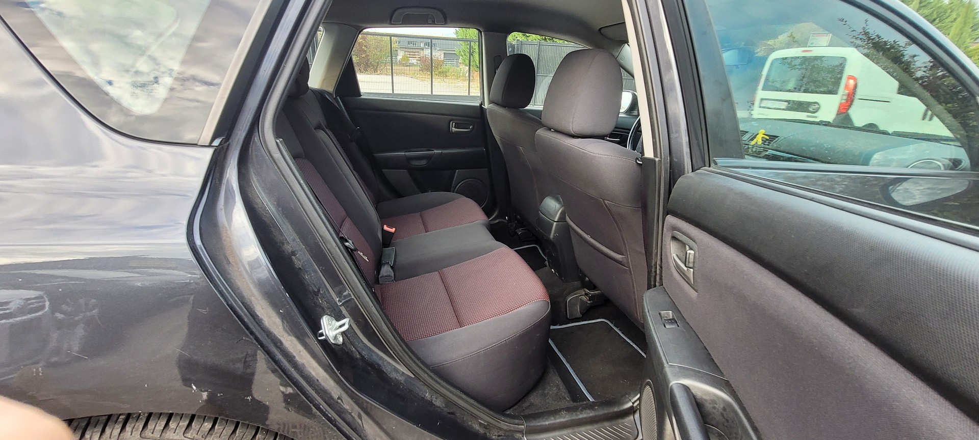 MAZDA 3 1.6 16V Confort-image-8