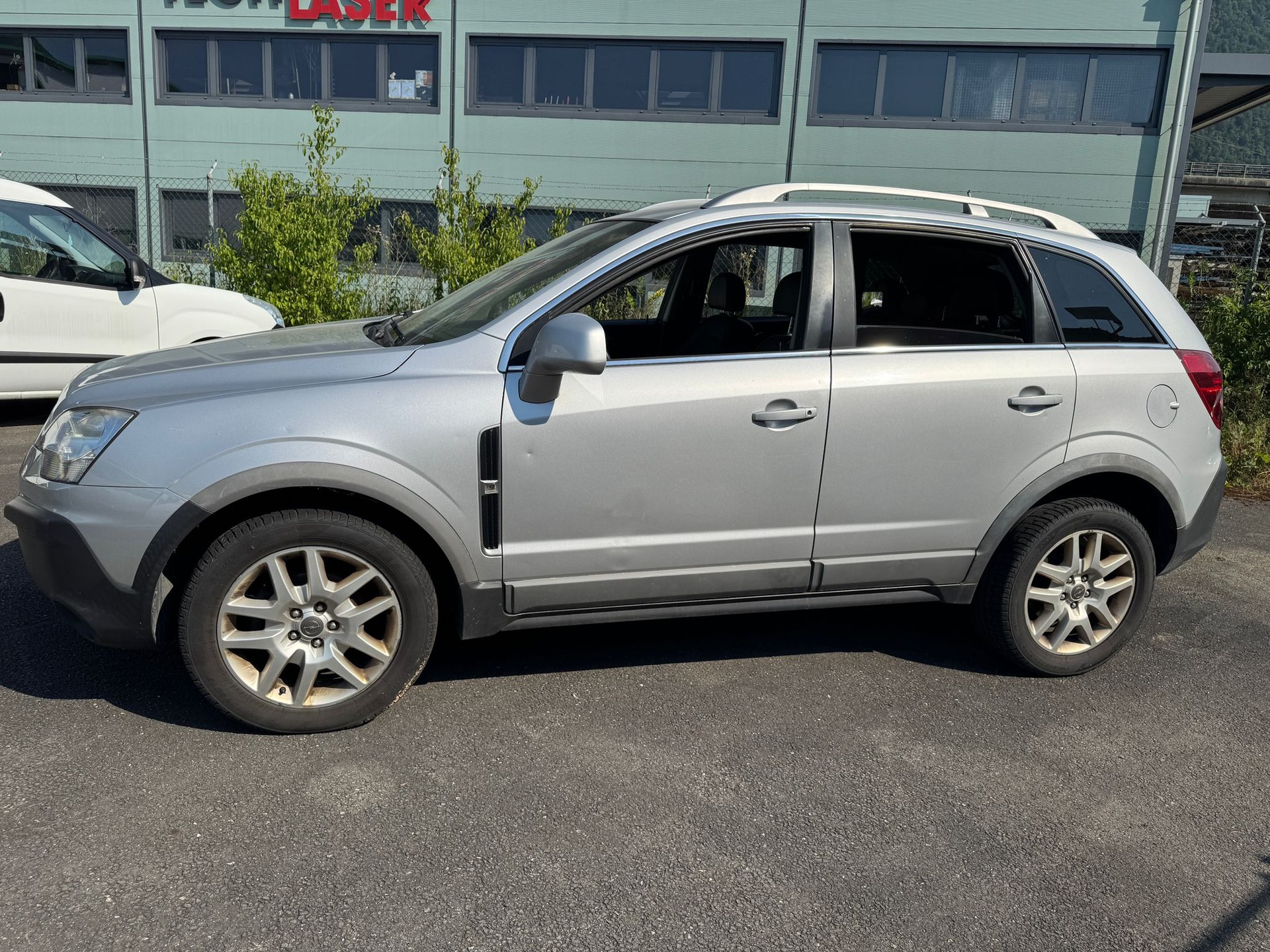 OPEL ANTARA-image-2