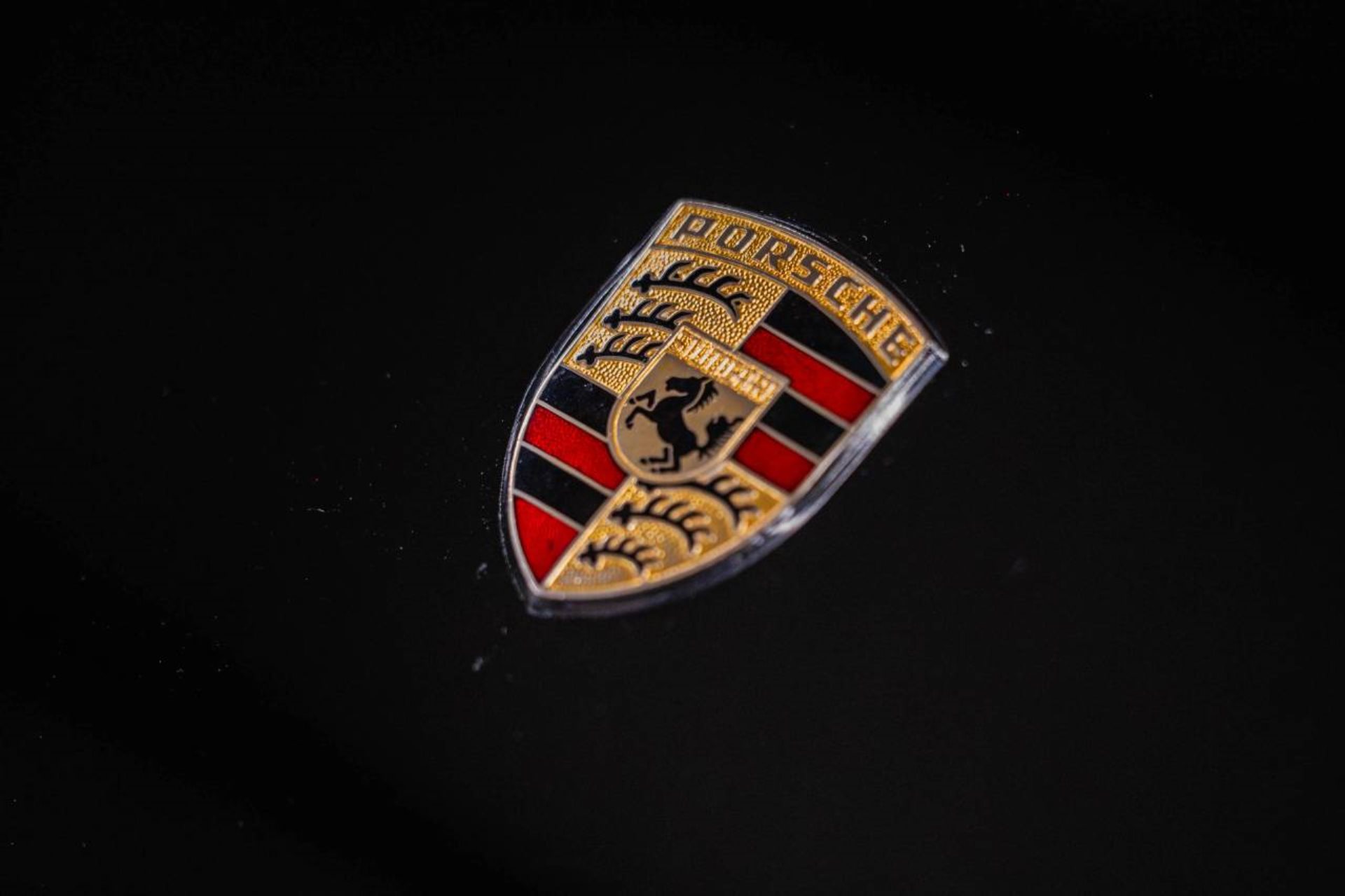 PORSCHE 911 Turbo 3.3 Coupé-image-20