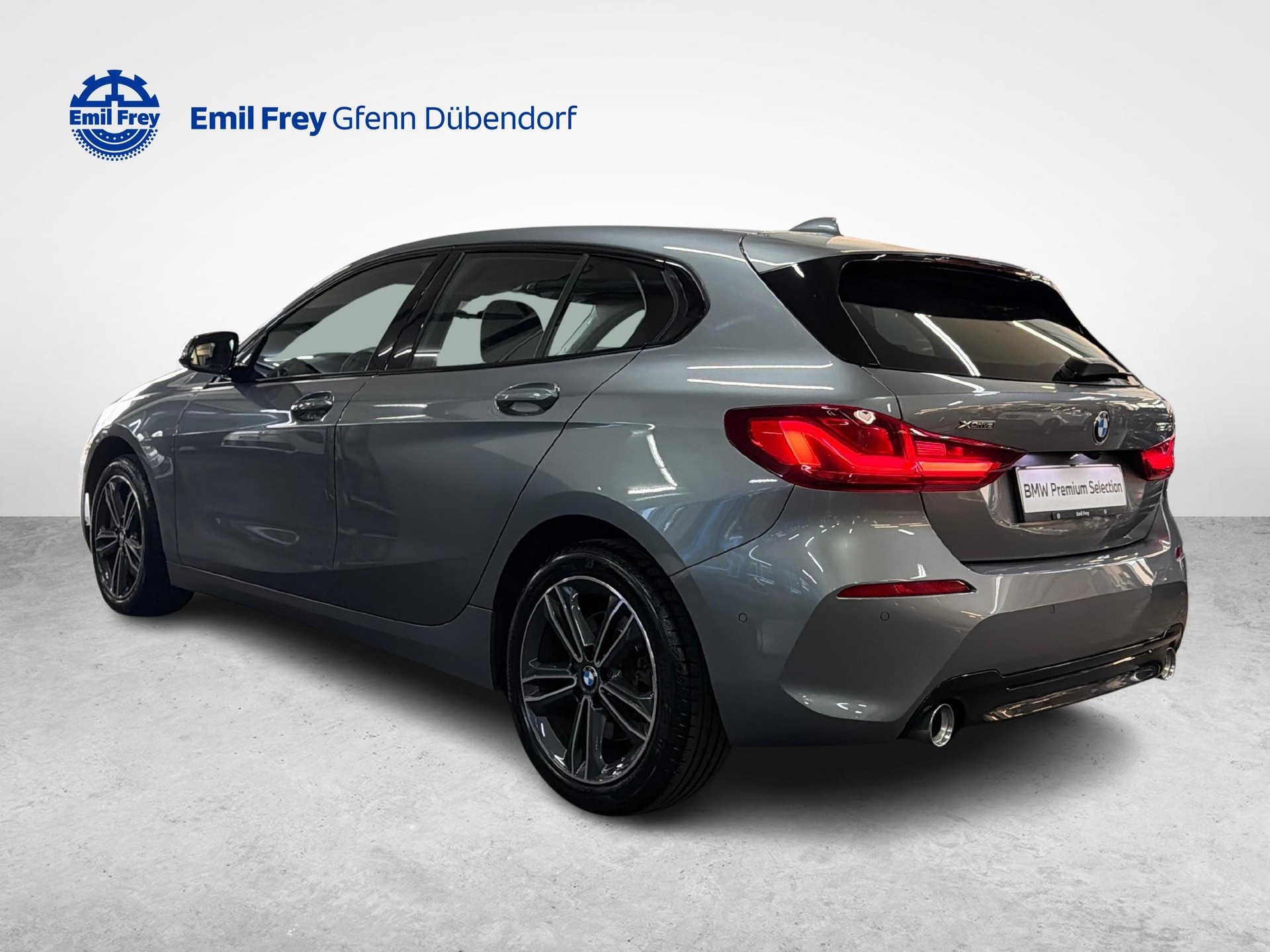 BMW 120d xDrive-image-4