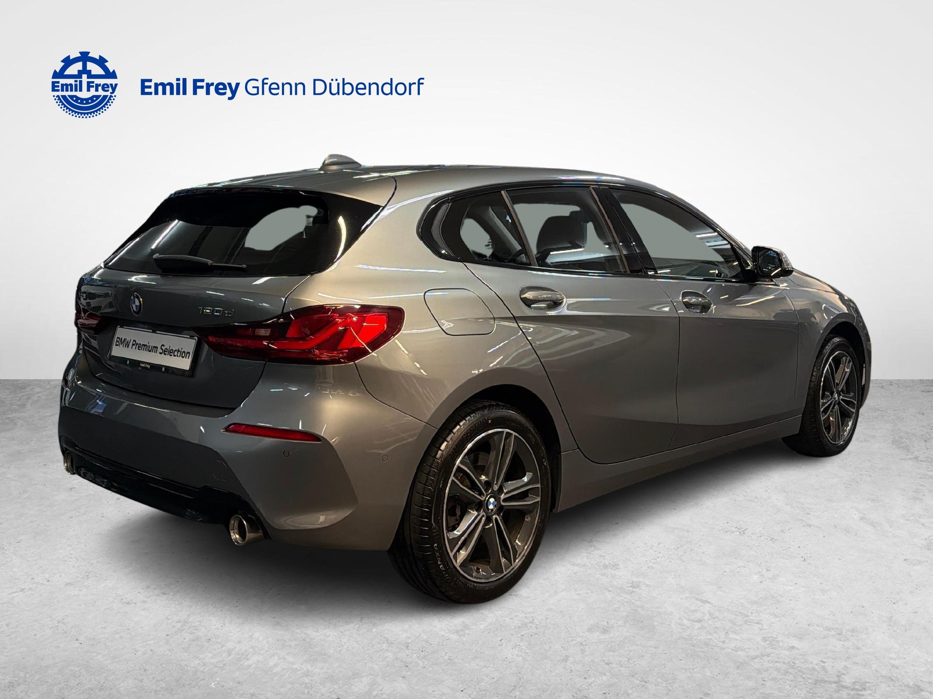 BMW 120d xDrive-image-1
