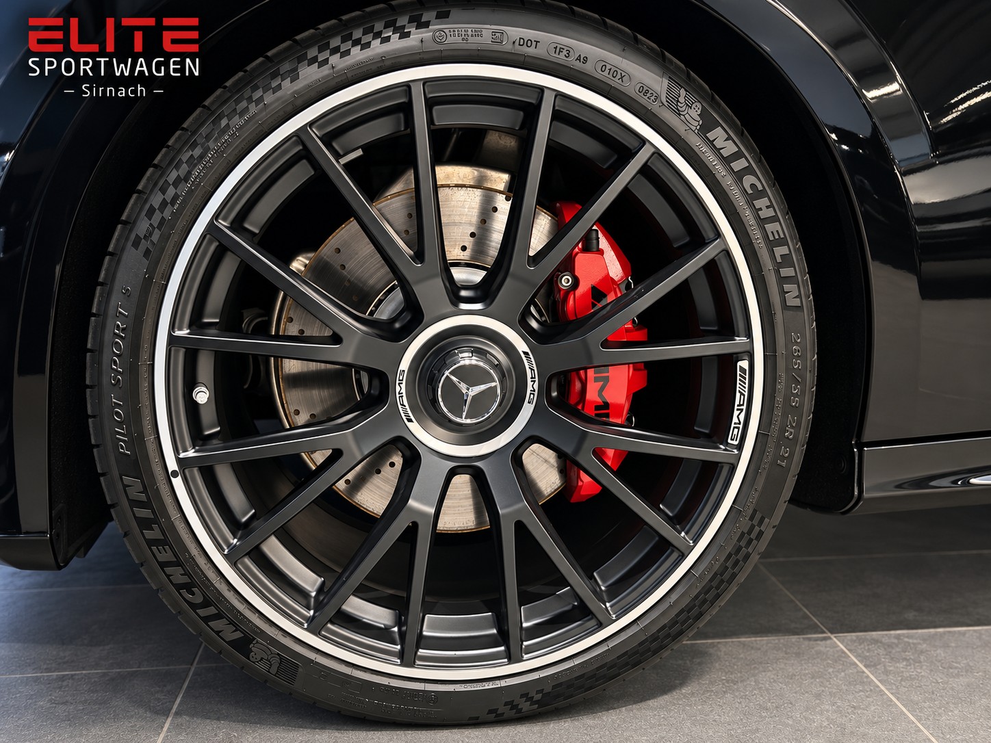 MERCEDES-BENZ E 53 Hybrid T 4Matic+ 9G-Tronic-image-11