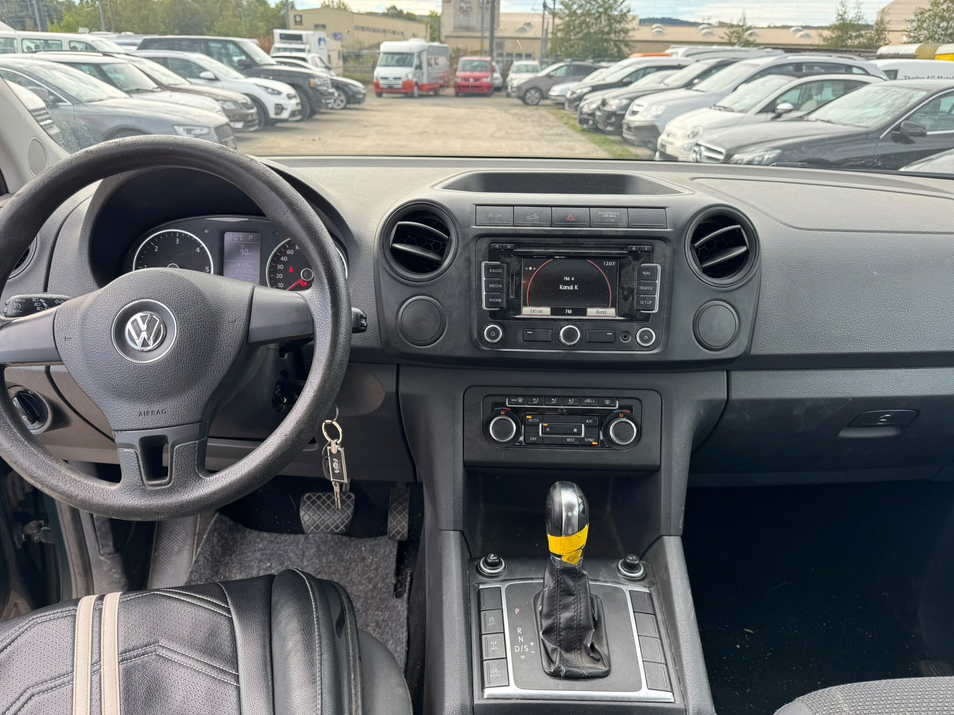 VW Amarok 2.0 BiTDI Startline 4Motion permanent A-image-9