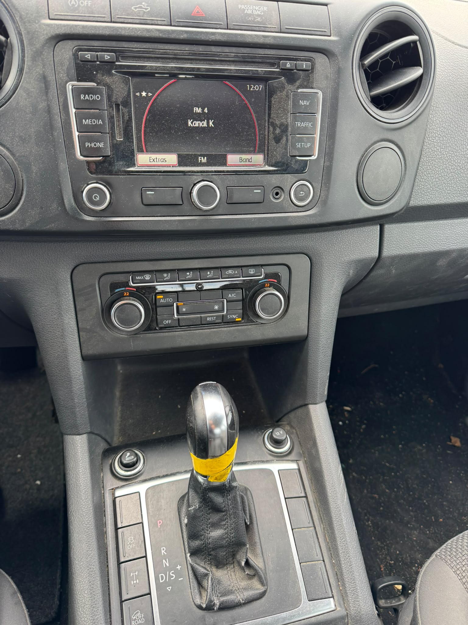 VW Amarok 2.0 BiTDI Startline 4Motion permanent A-image-10