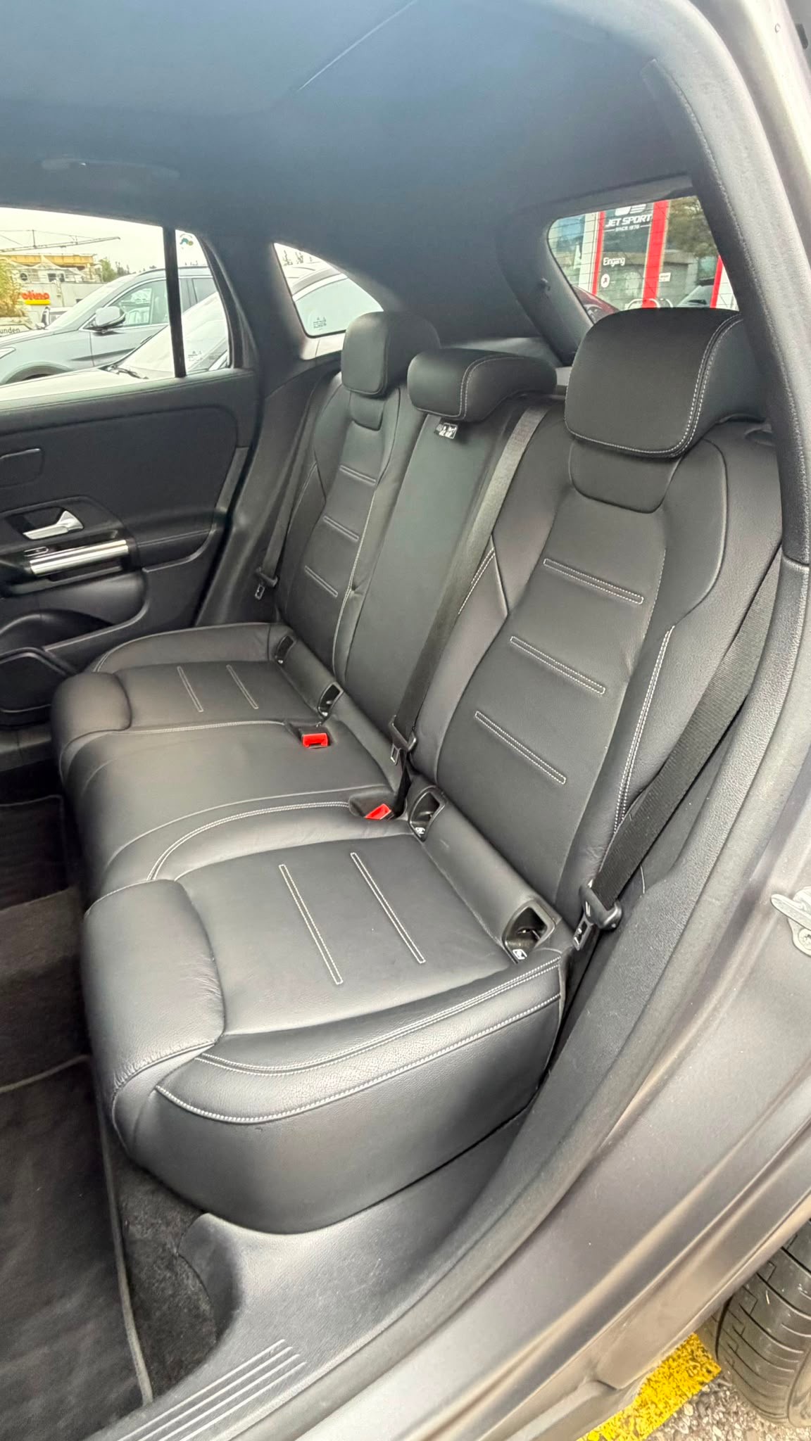 MERCEDES-BENZ GLA 35 AMG 4Matic 8G-Speedshift DCT-image-8