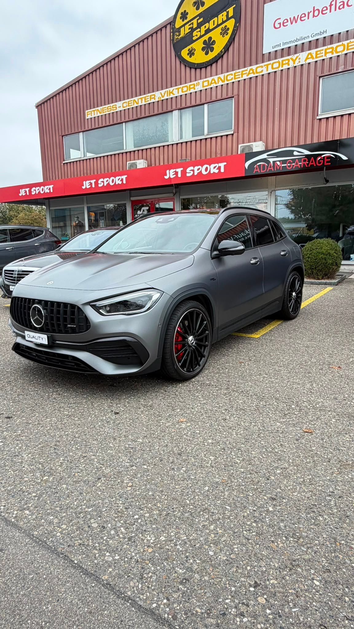 MERCEDES-BENZ GLA 35 AMG 4Matic 8G-Speedshift DCT-image-2