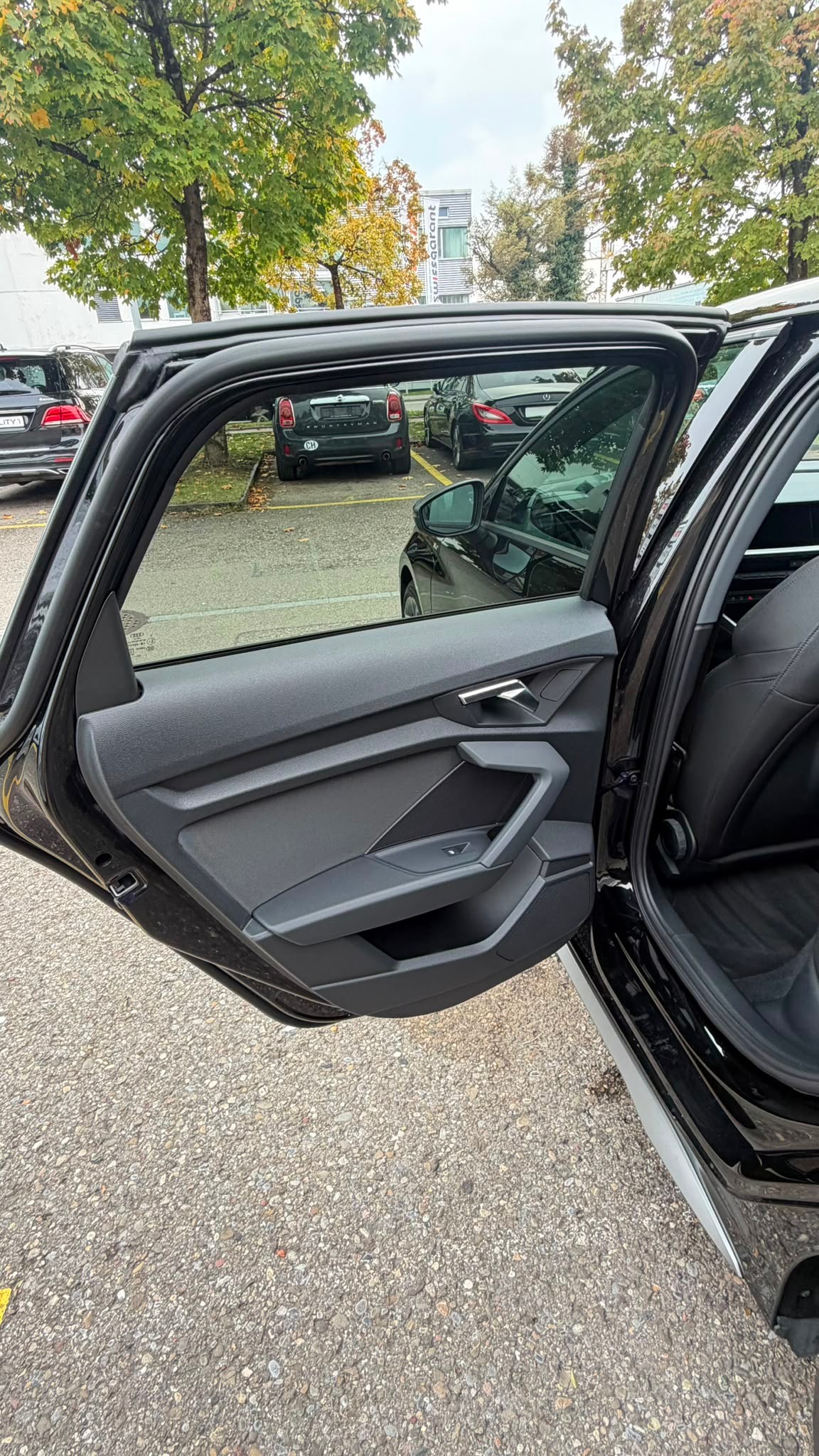 AUDI A3 Sportback 35 TFSI S line S-tronic-image-10