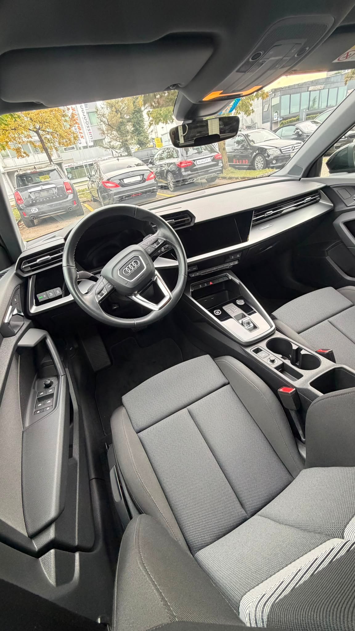 AUDI A3 Sportback 35 TFSI S line S-tronic-image-13