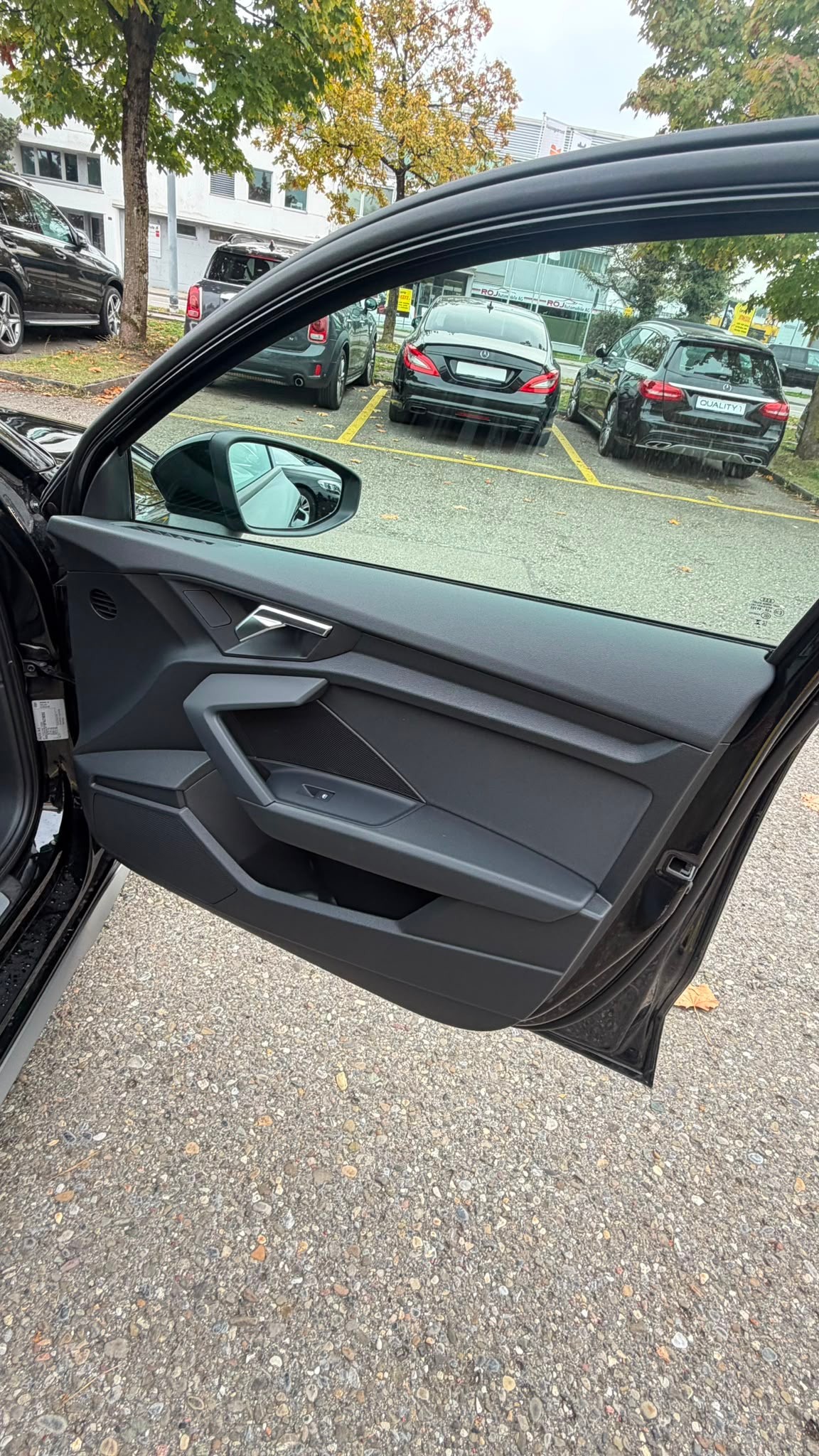 AUDI A3 Sportback 35 TFSI S line S-tronic-image-11