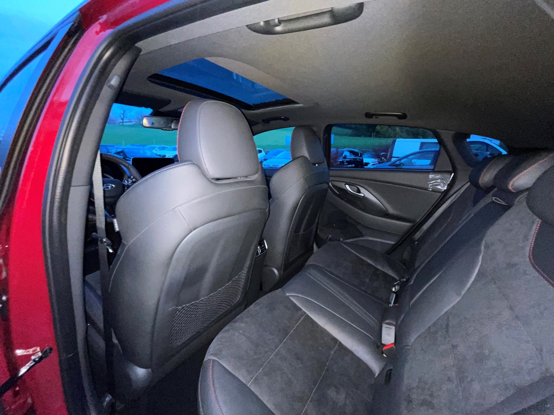 HYUNDAI i30 Fastback 1.5 T-GDi N Line Exclusive 48V MH DCT-image-4