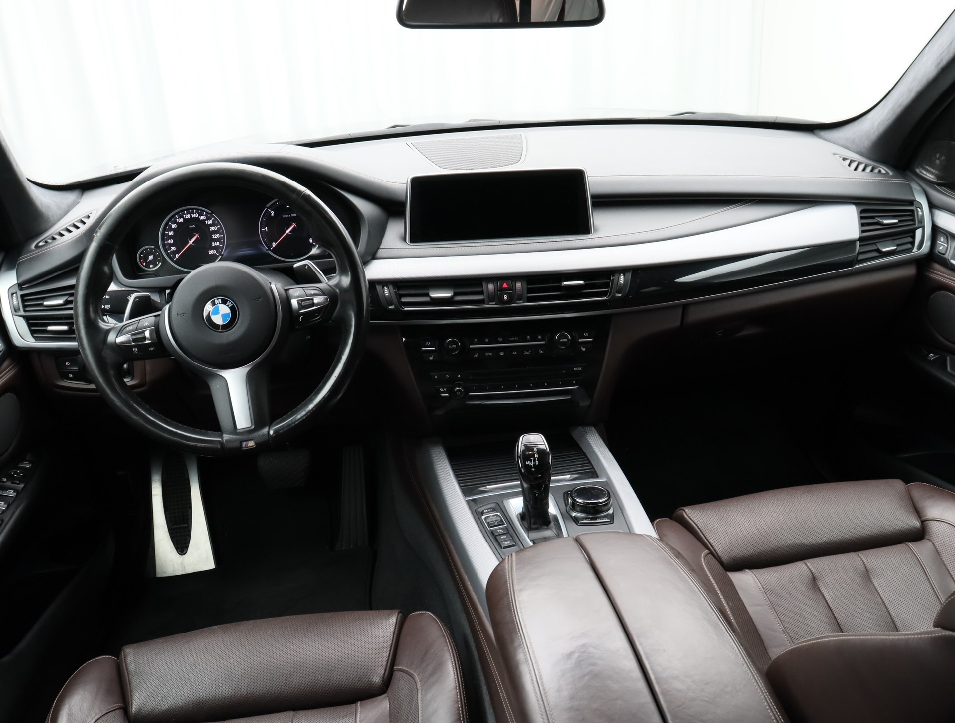 BMW X5 xDrive 40d Steptronic-image-8