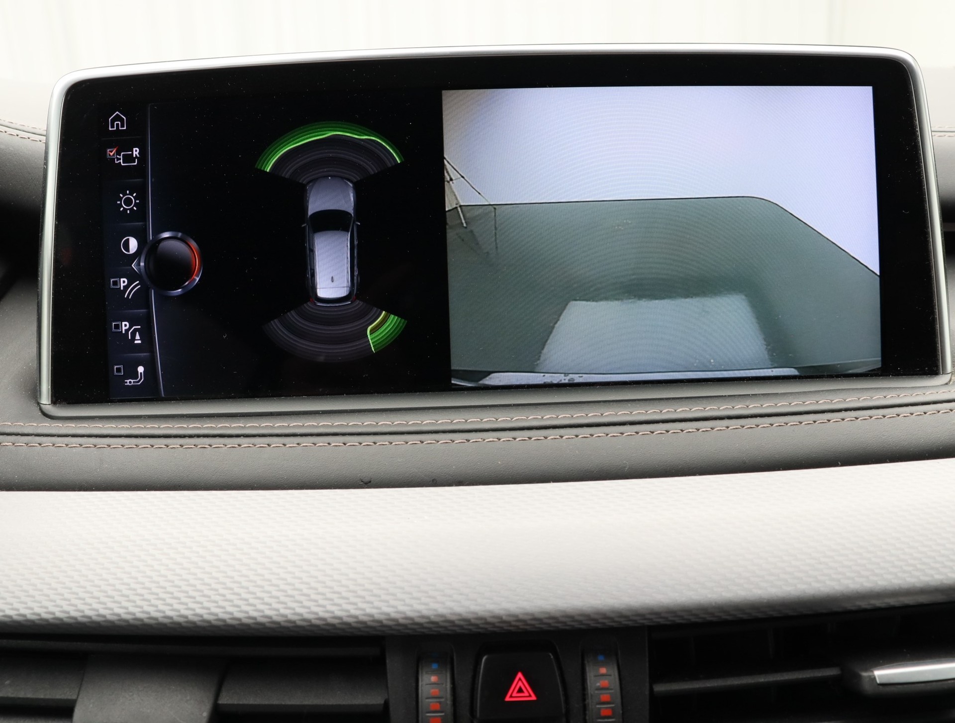 BMW X5 xDrive 40d Steptronic-image-13