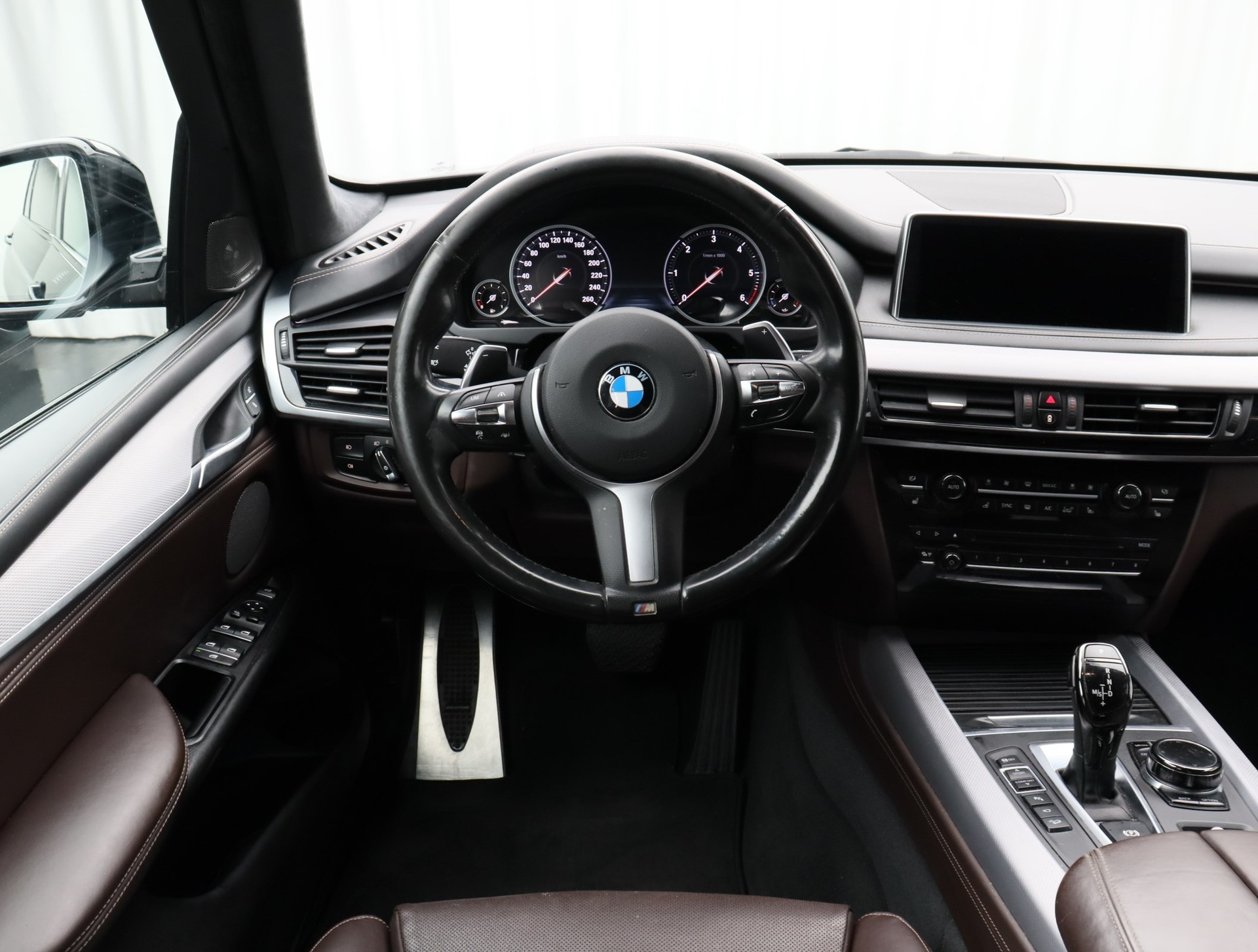 BMW X5 xDrive 40d Steptronic-image-6