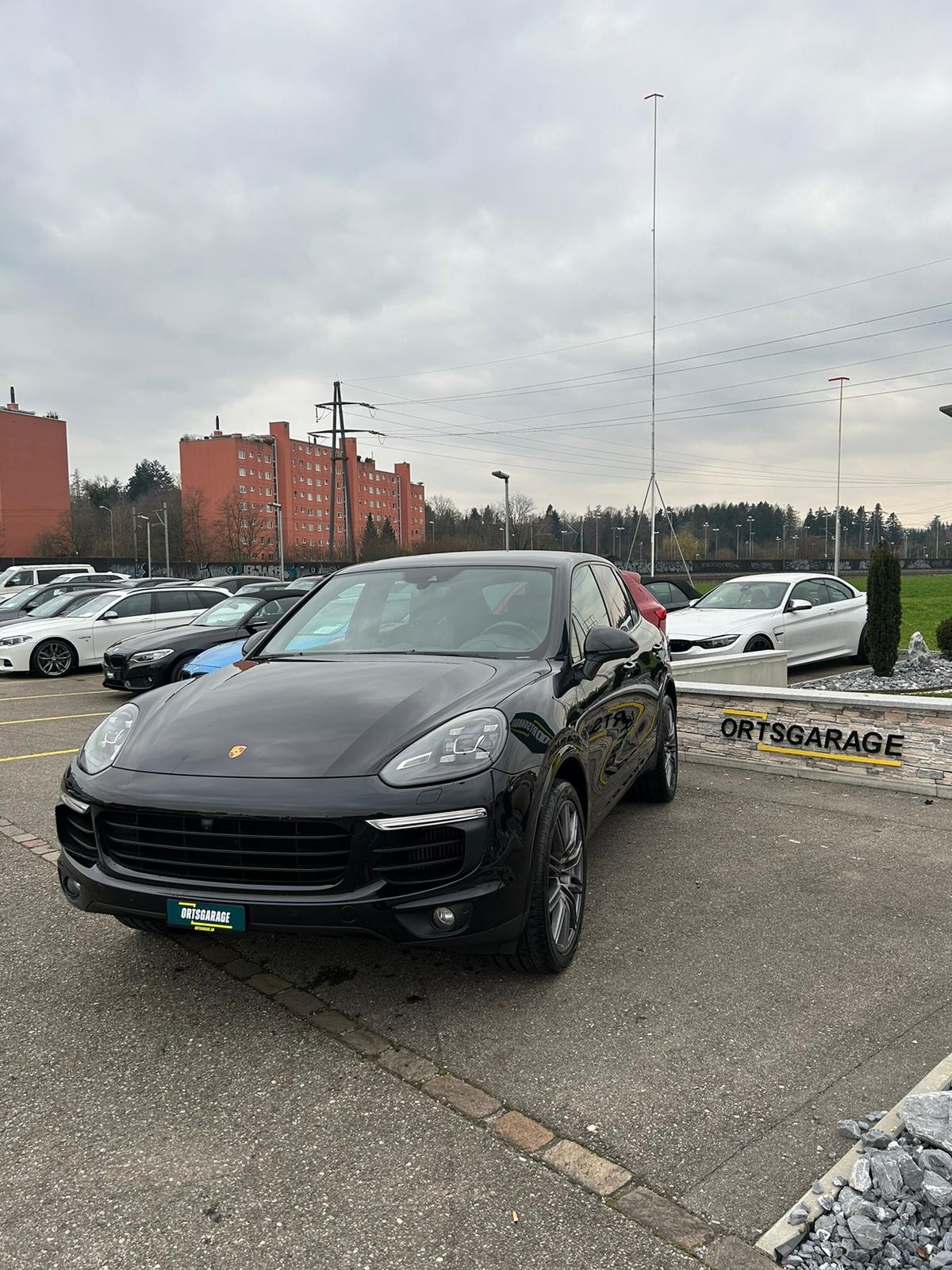 PORSCHE Cayenne Diesel Platinum Edition-image-4