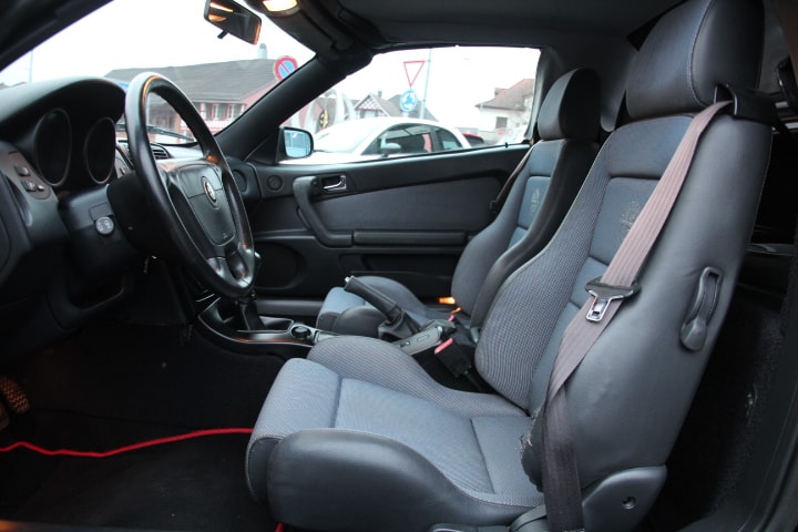 ALFA ROMEO Spider GTV 2.0 TS 16V 150PS-image-6