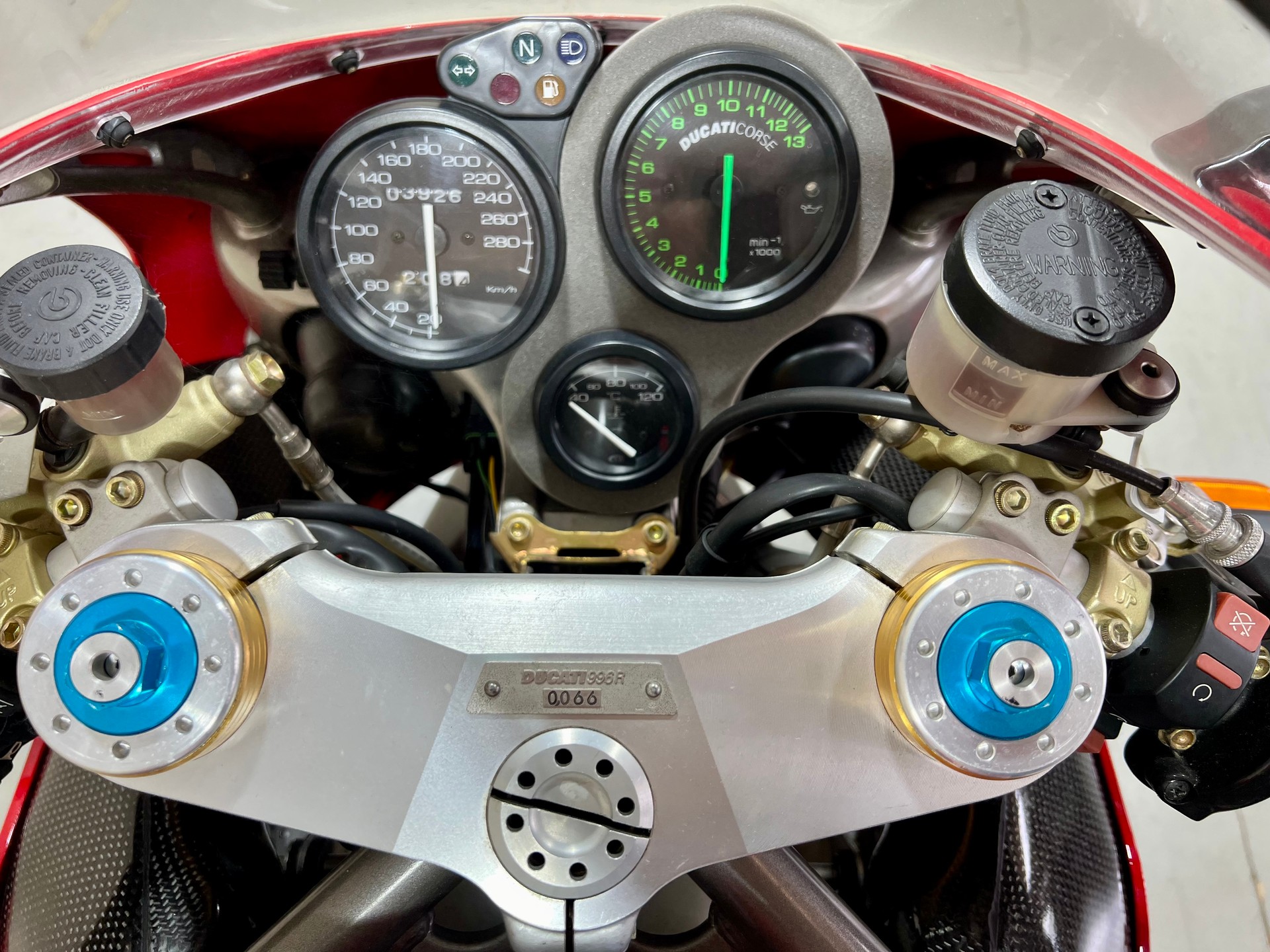DUCATI 996 R-image-7