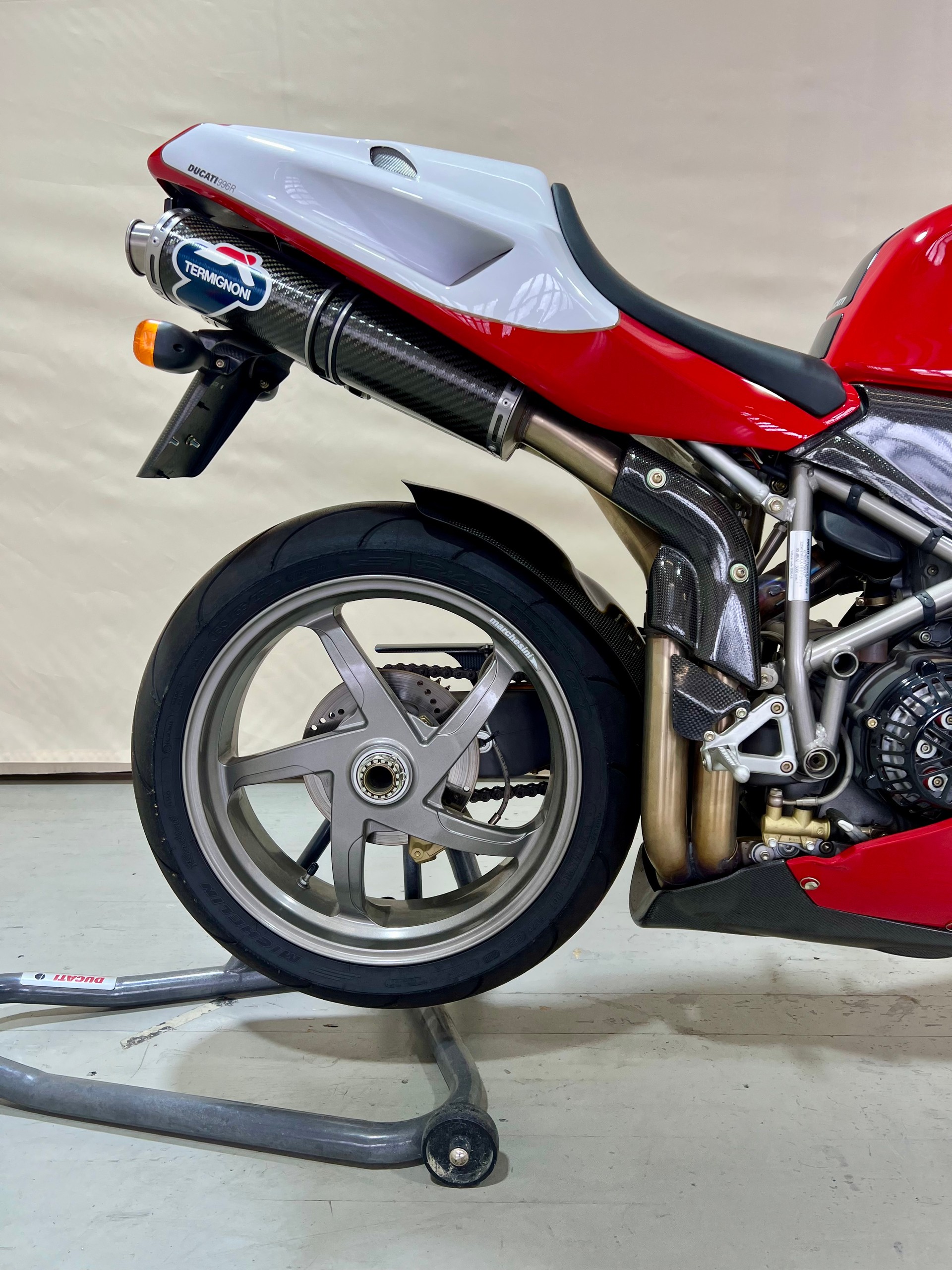 DUCATI 996 R-showroom-element-3