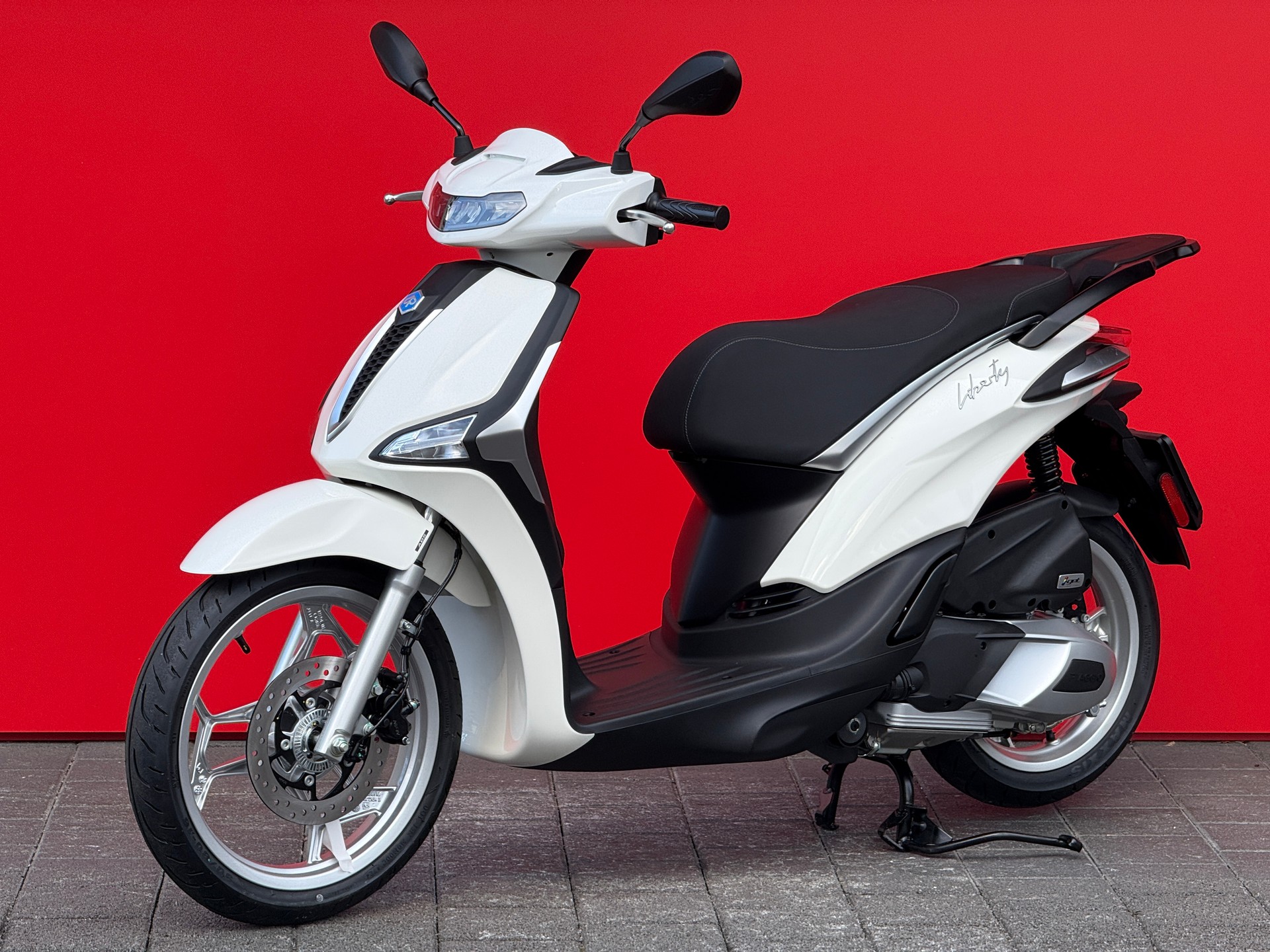 PIAGGIO Liberty 125 E5+-image-12
