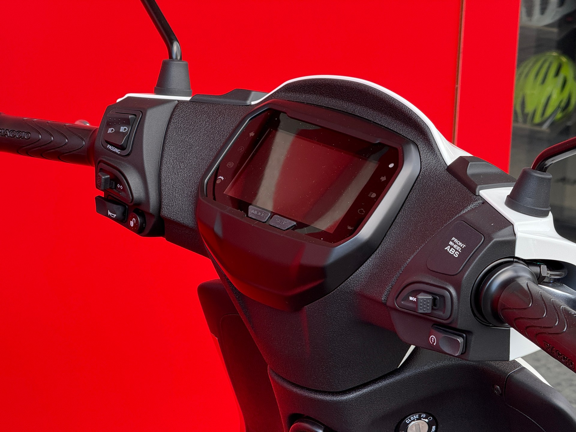 PIAGGIO Liberty 125 E5+-image-4