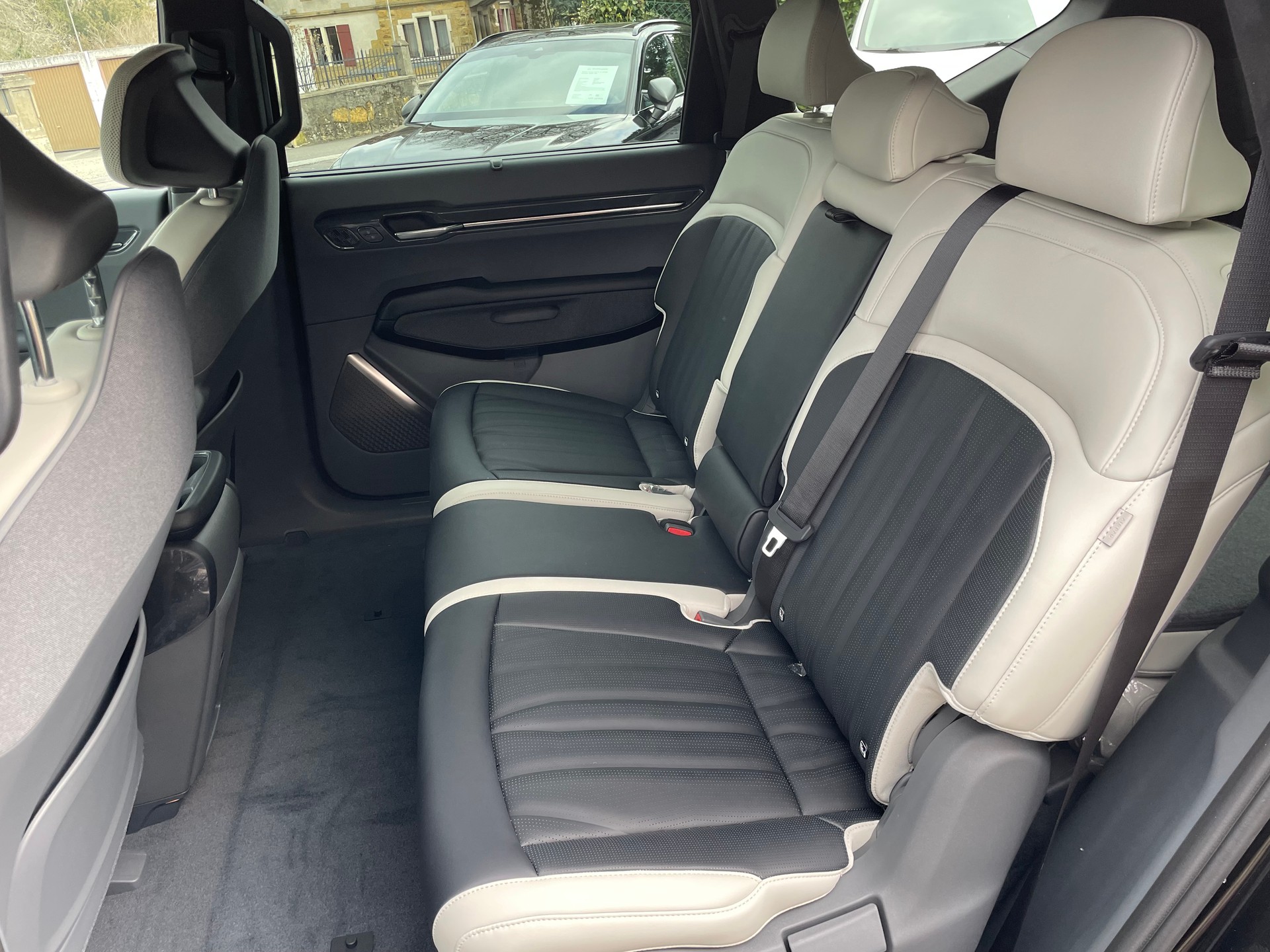 KIA EV9 99,8 kWh GT-Line 4x4-image-10