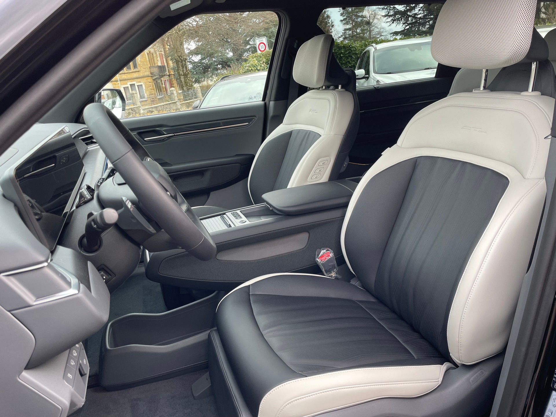 KIA EV9 99,8 kWh GT-Line 4x4-image-9