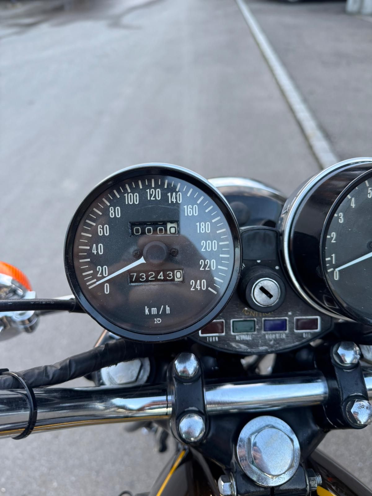 KAWASAKI Z1-image-7