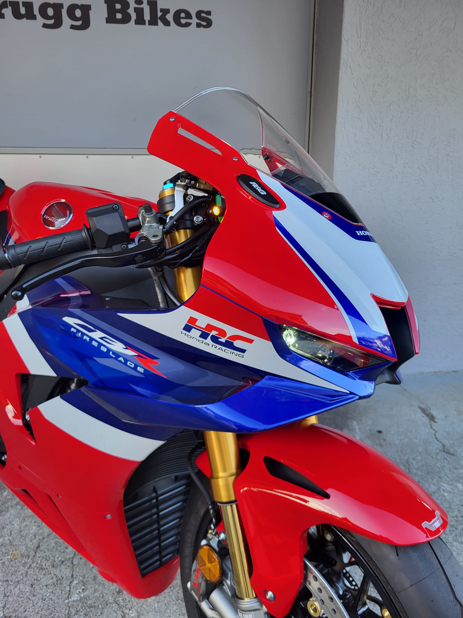 HONDA CBR 1000 RR-R Fireblade SP-showroom-element-3