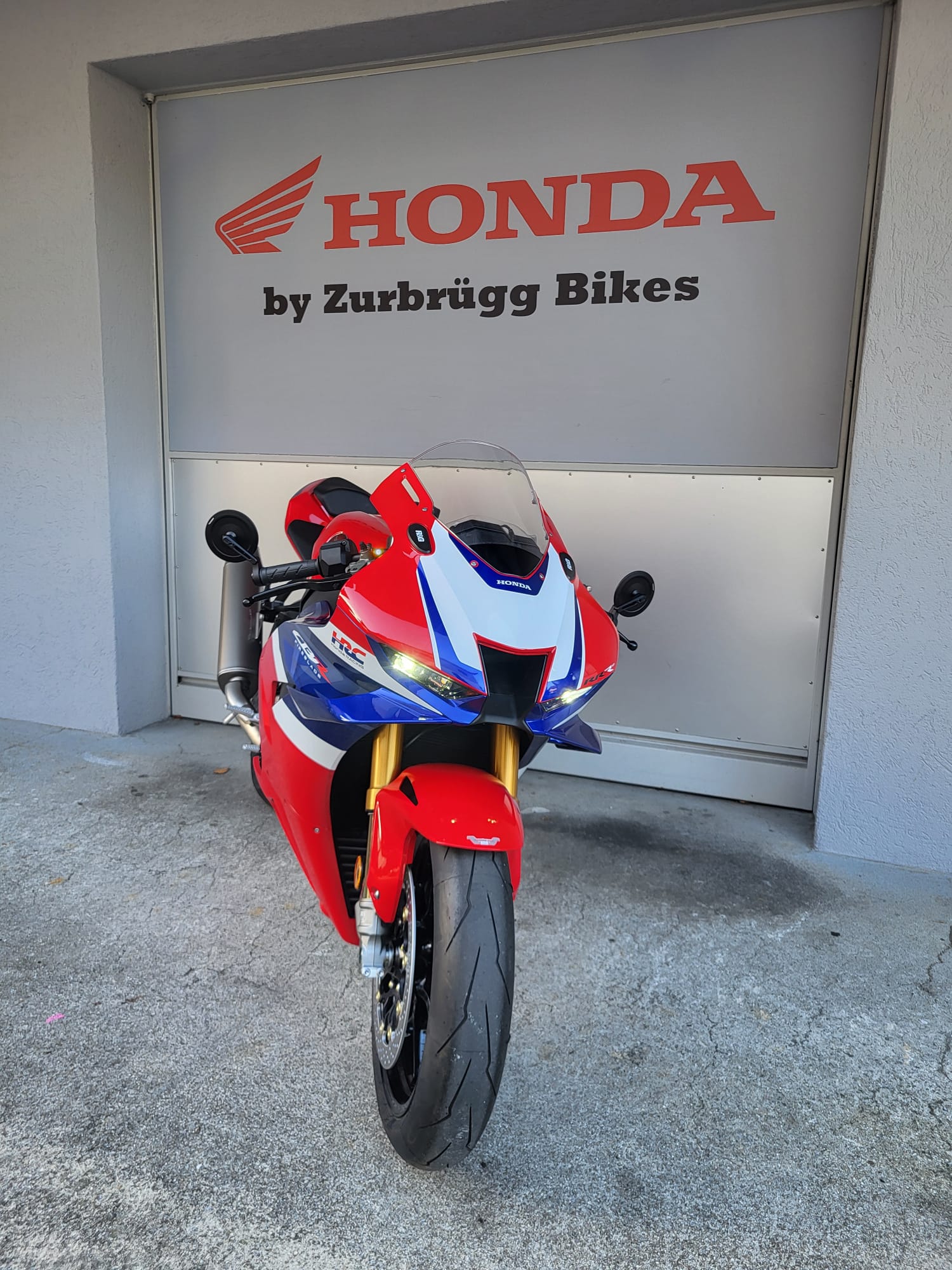 HONDA CBR 1000 RR-R Fireblade SP-showroom-element-2