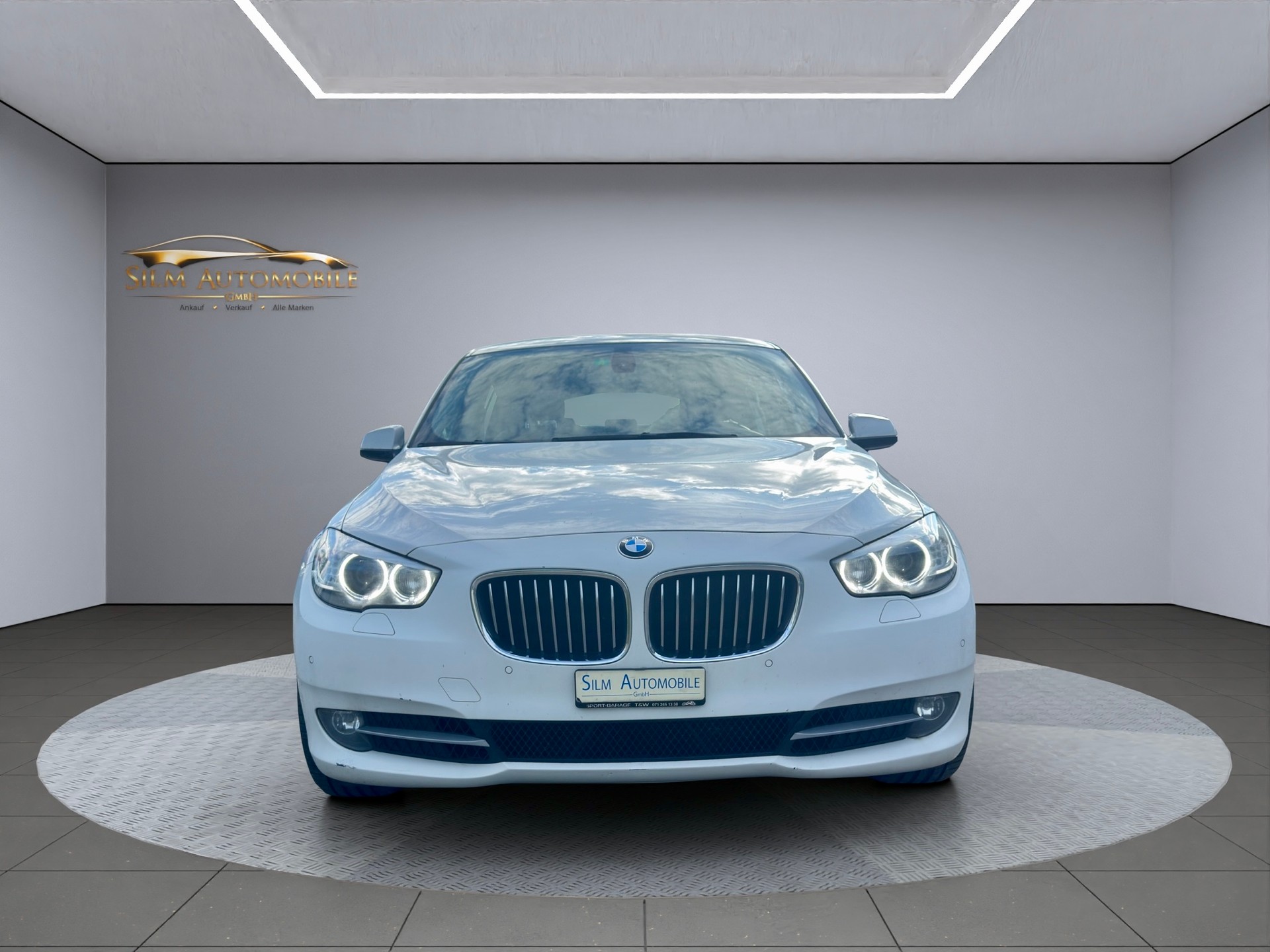 BMW 530d GT xDrive M-Sport Paket Steptronic-showroom-element-2