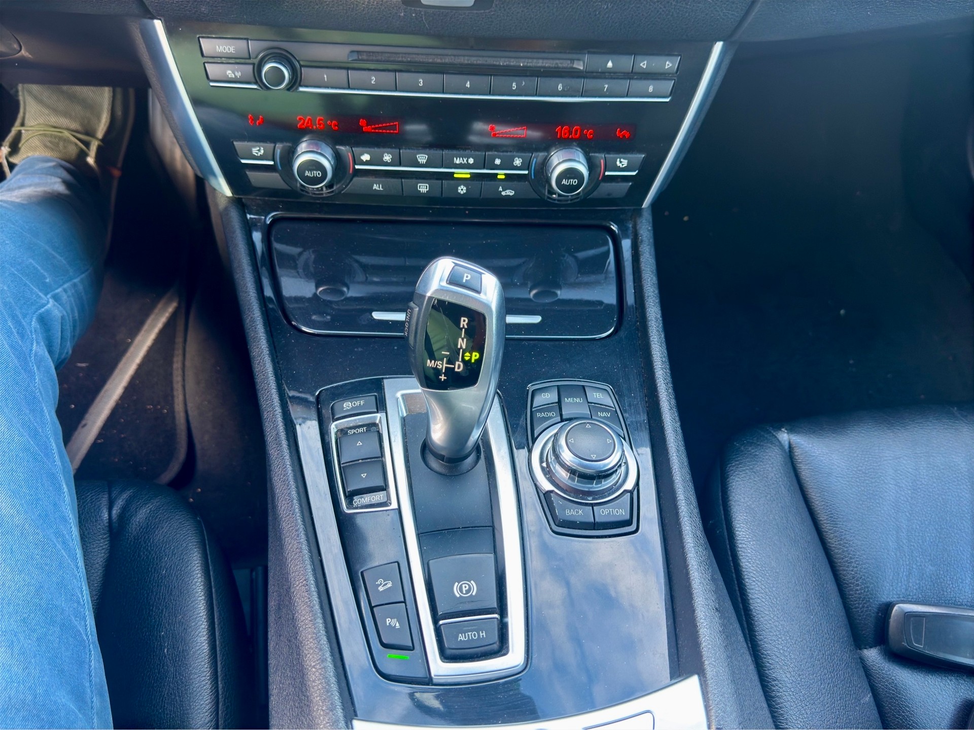 BMW 530d GT xDrive M-Sport Paket Steptronic-image-12
